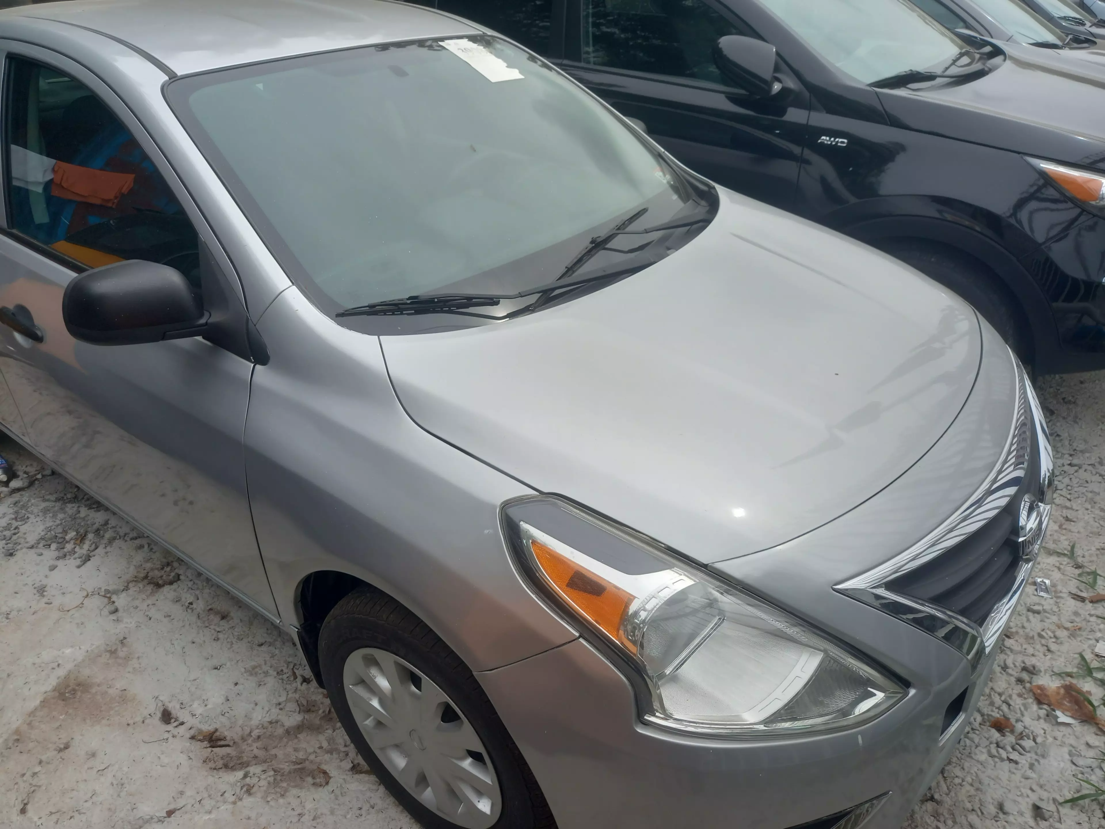 Nissan Versa - 2015