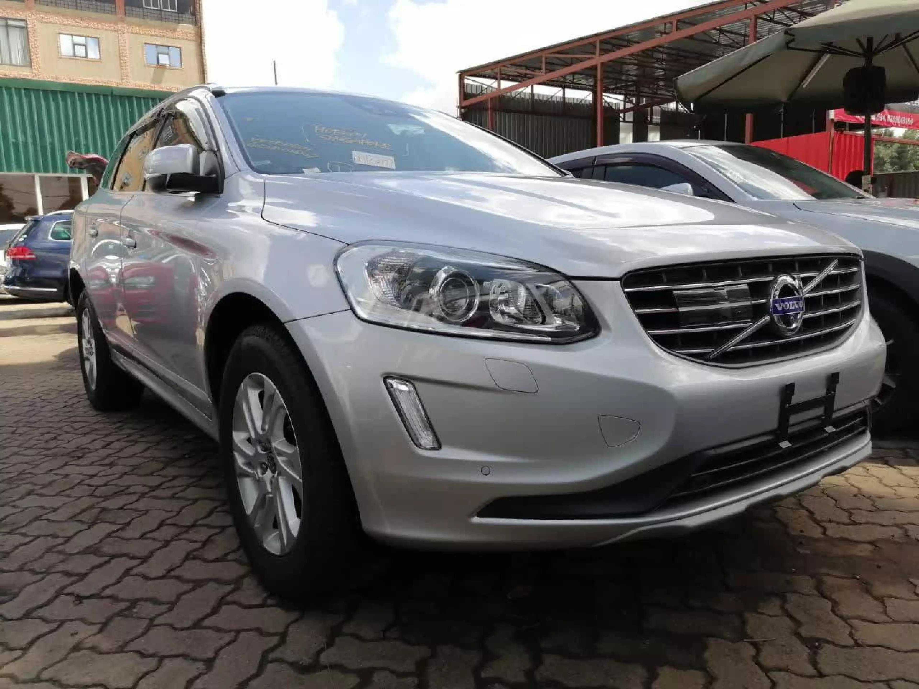 Volvo XC60 - 2015
