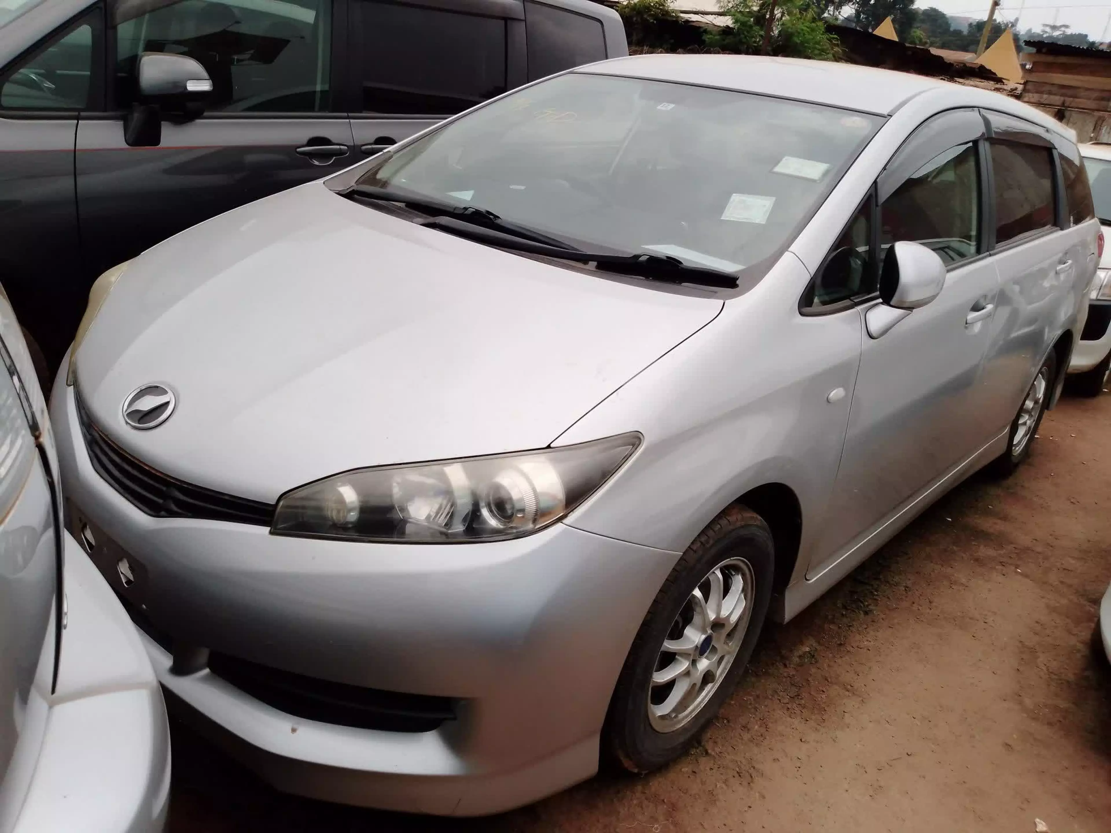 Toyota Wish - 2010