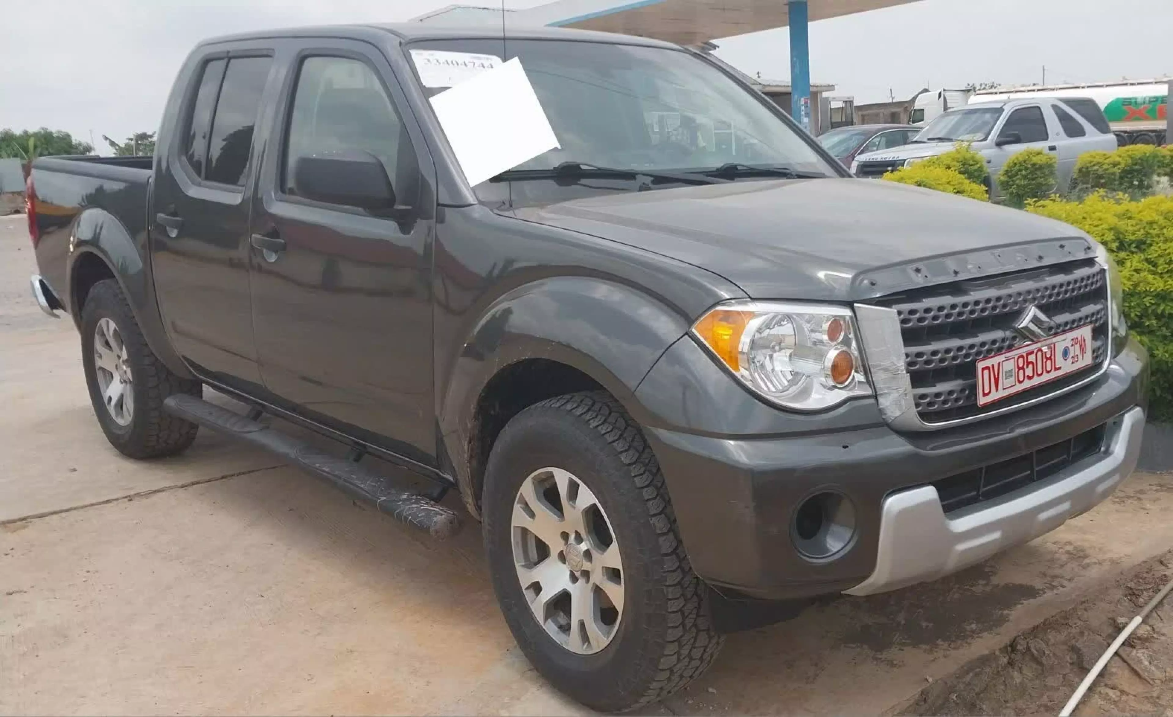 Nissan Frontier - 2009