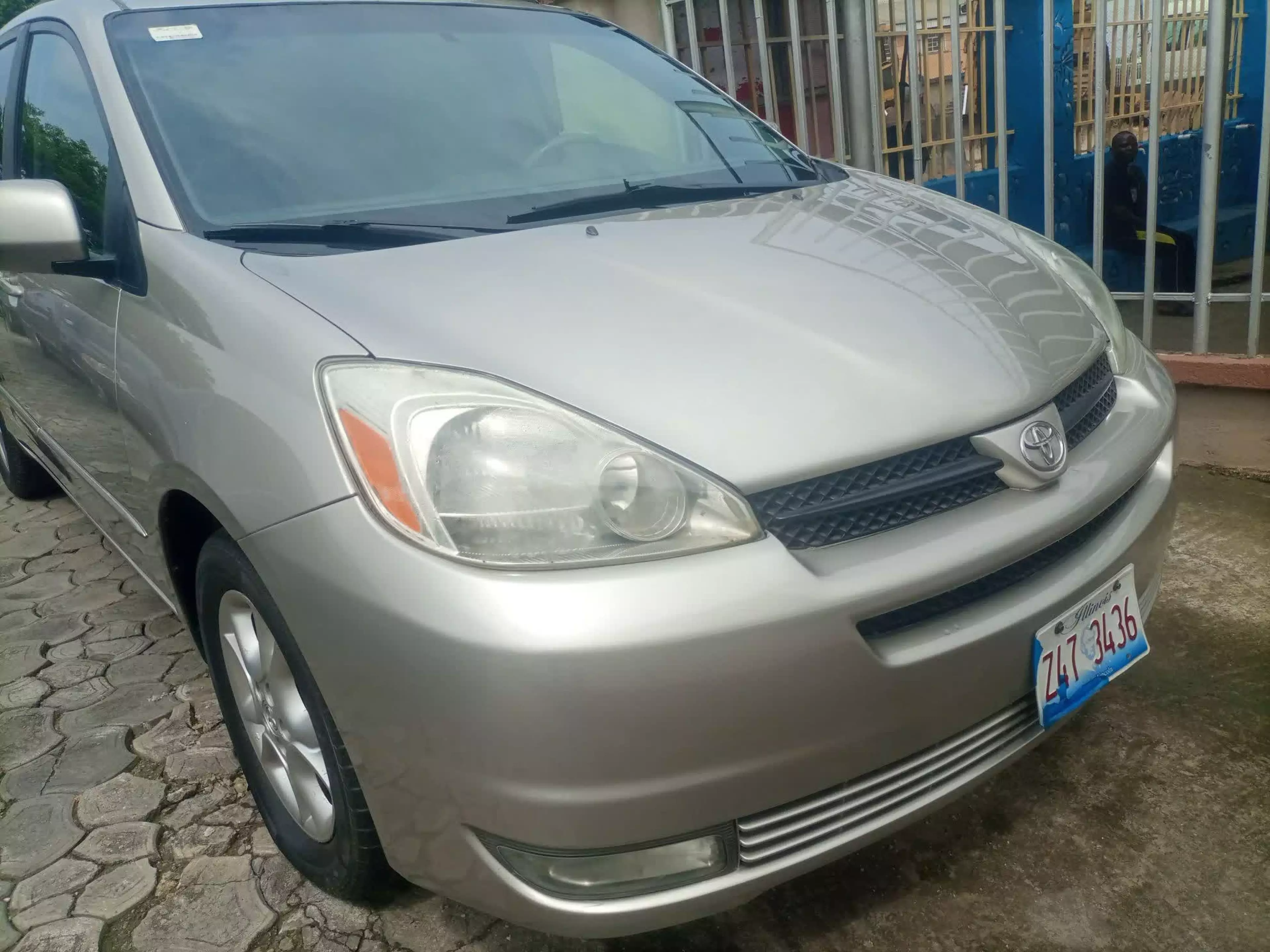 Toyota Sienna - 2004