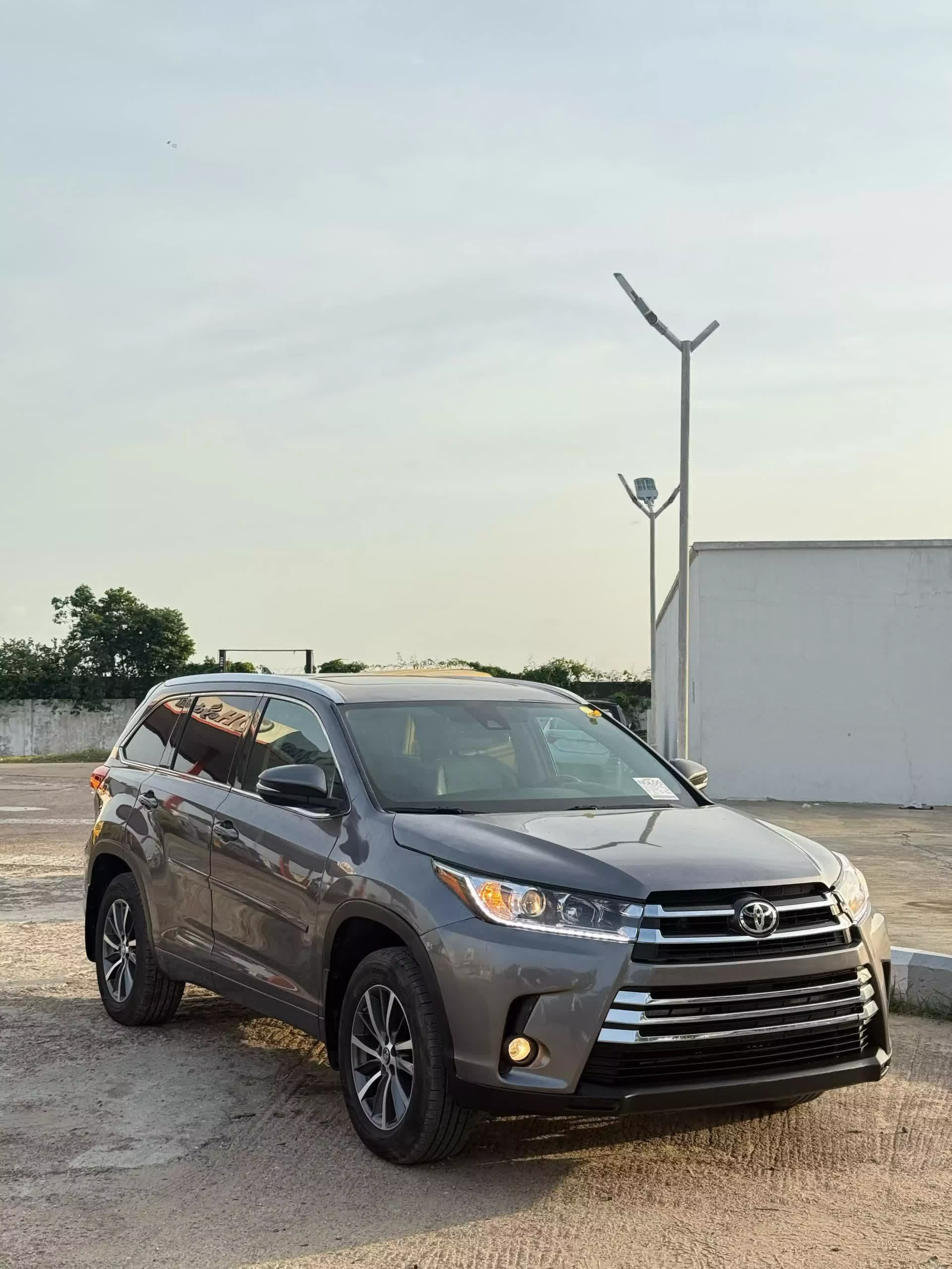 Toyota Highlander - 2017