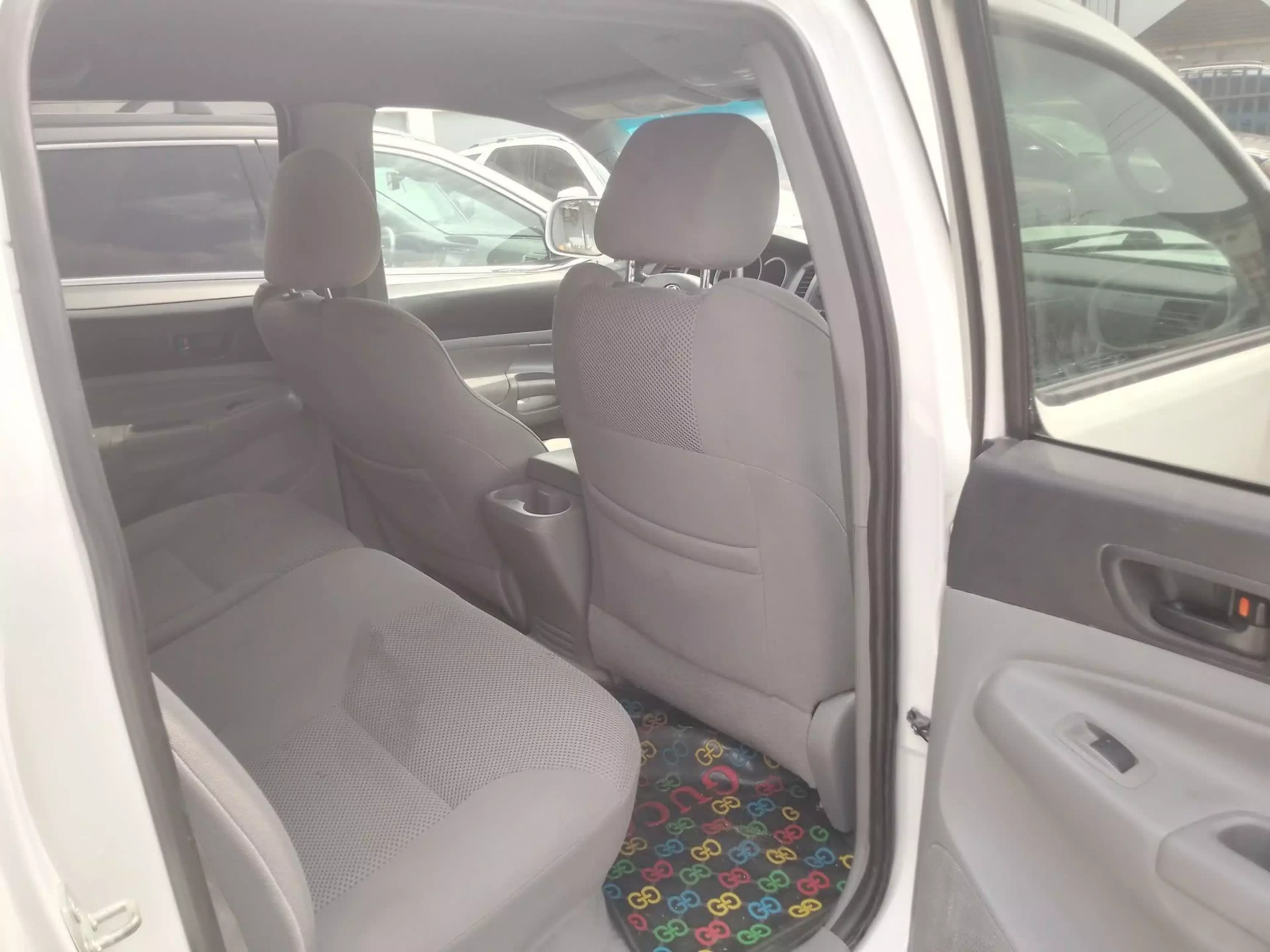 Toyota Tacoma   - 2008