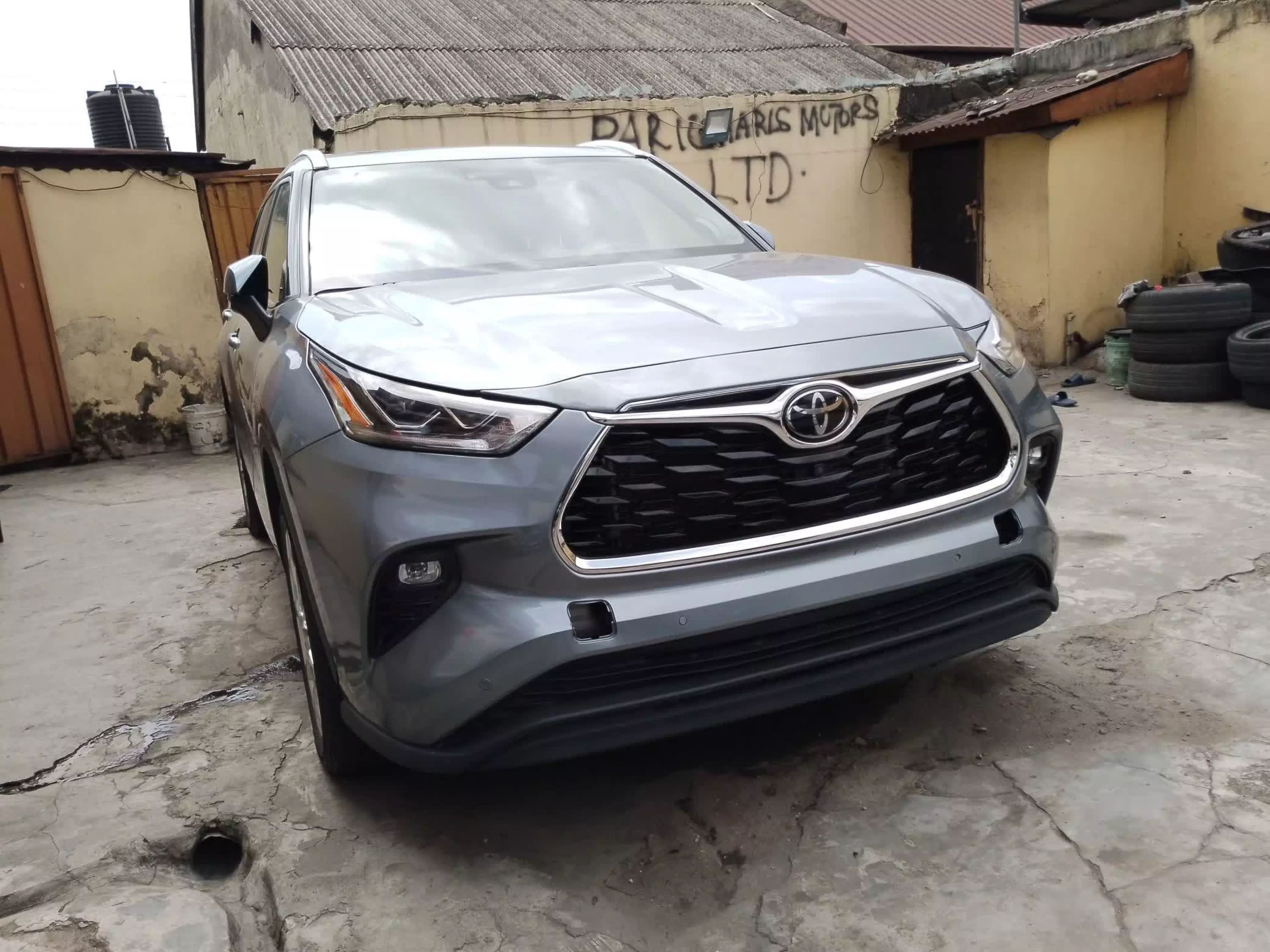 Toyota Highlander - 2020