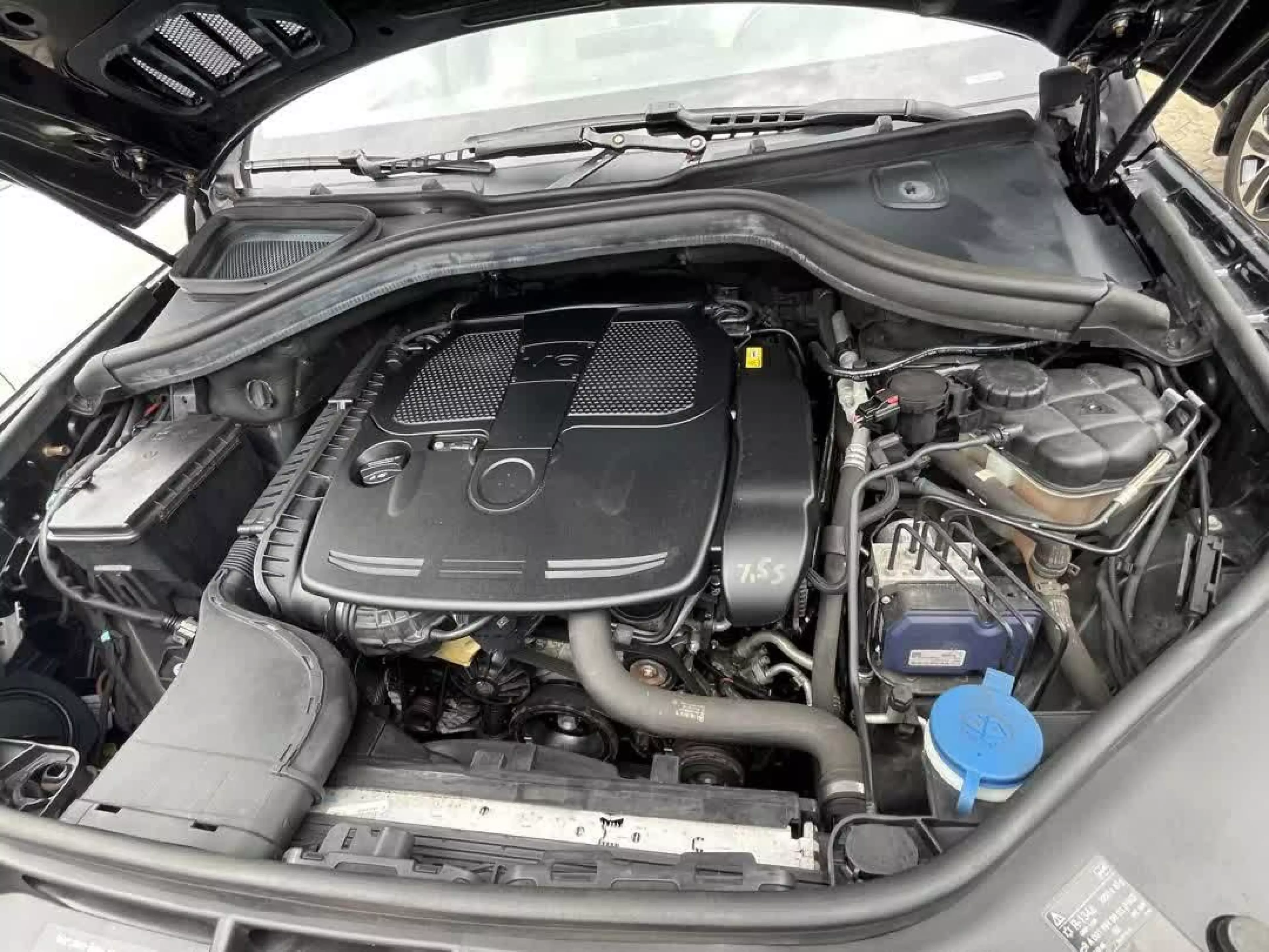 Mercedes-Benz GLE 350   - 2016