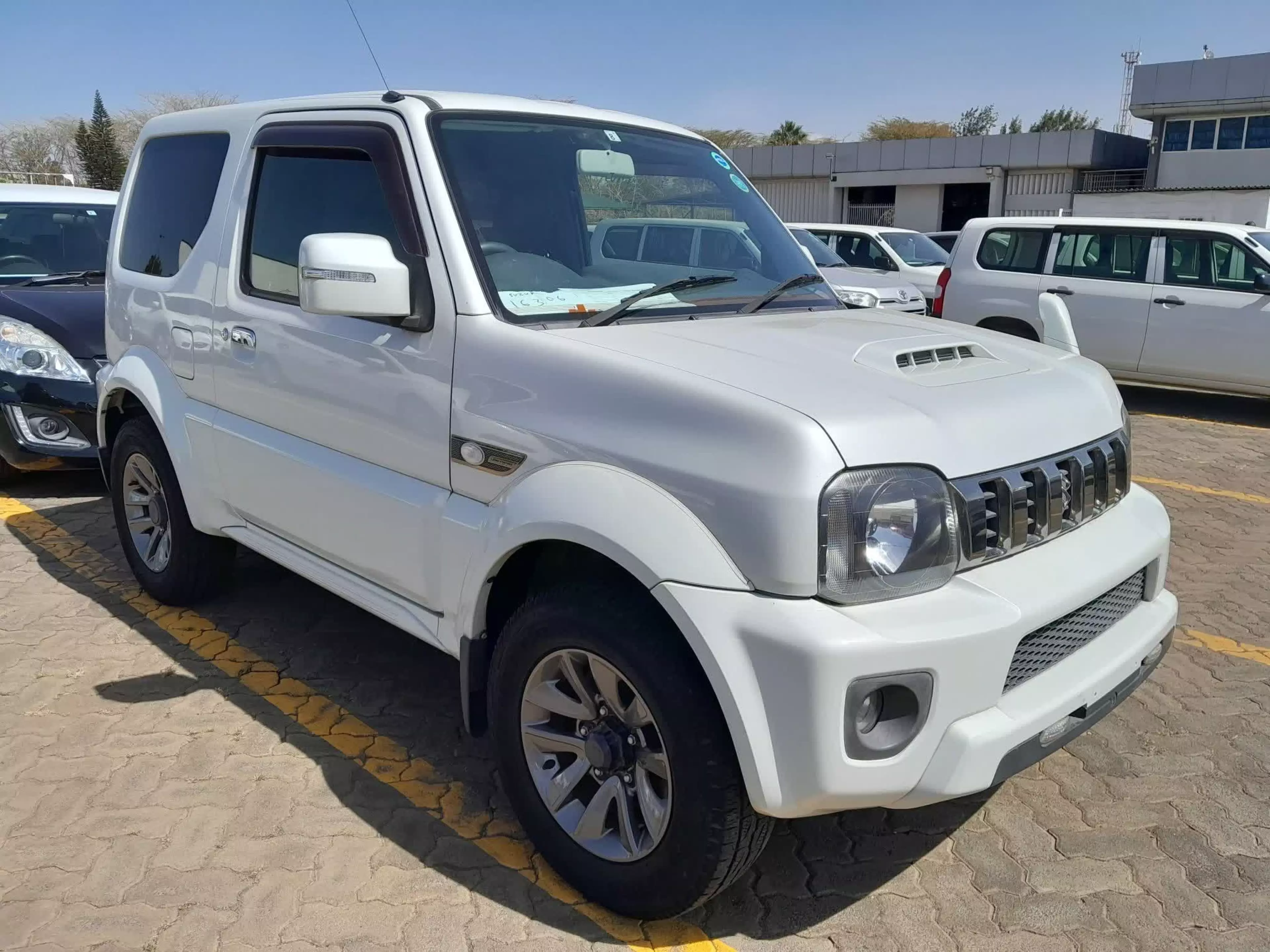 SUZUKI Jimny GL - 2015