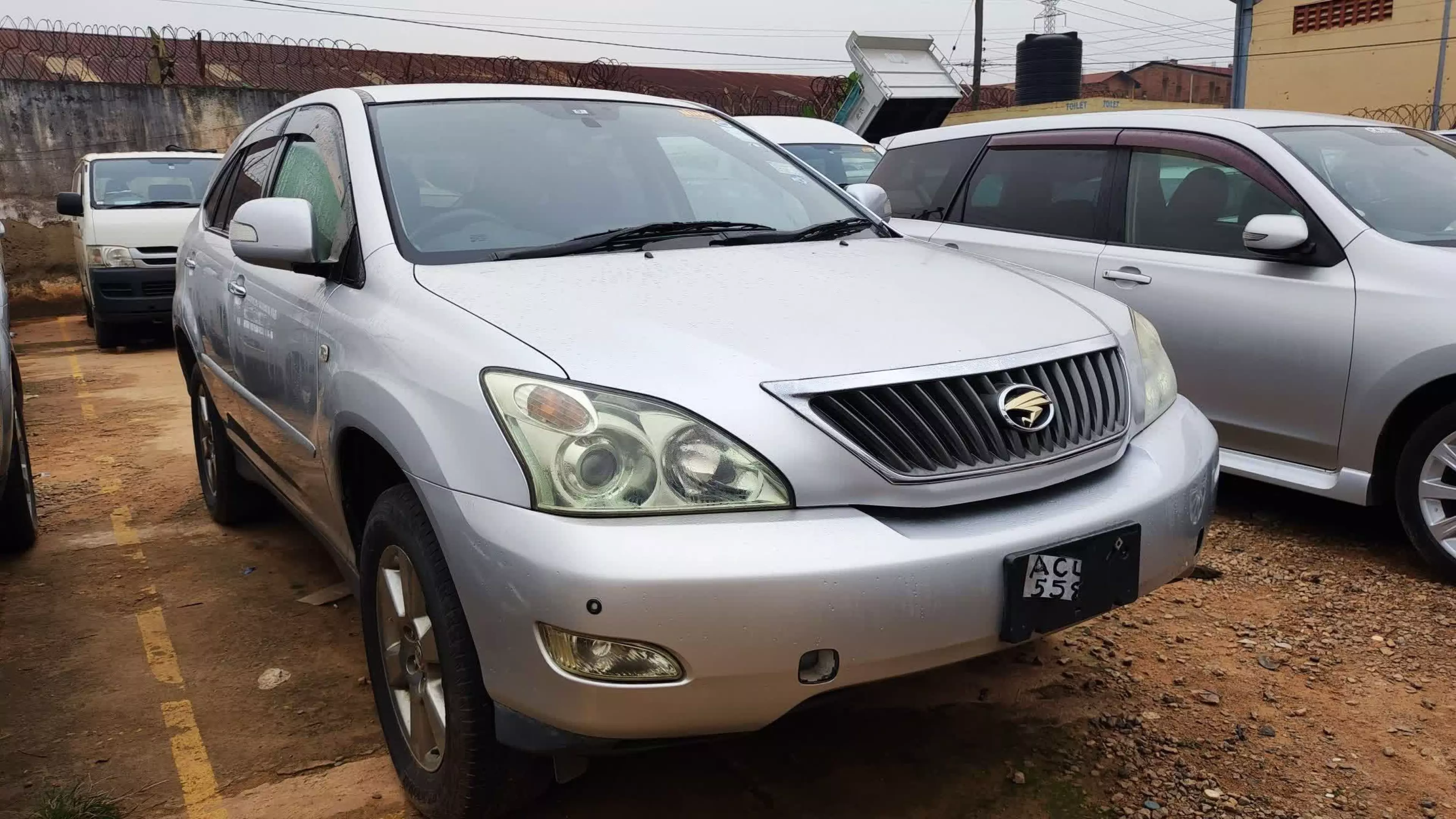 Toyota Harrier - 2009