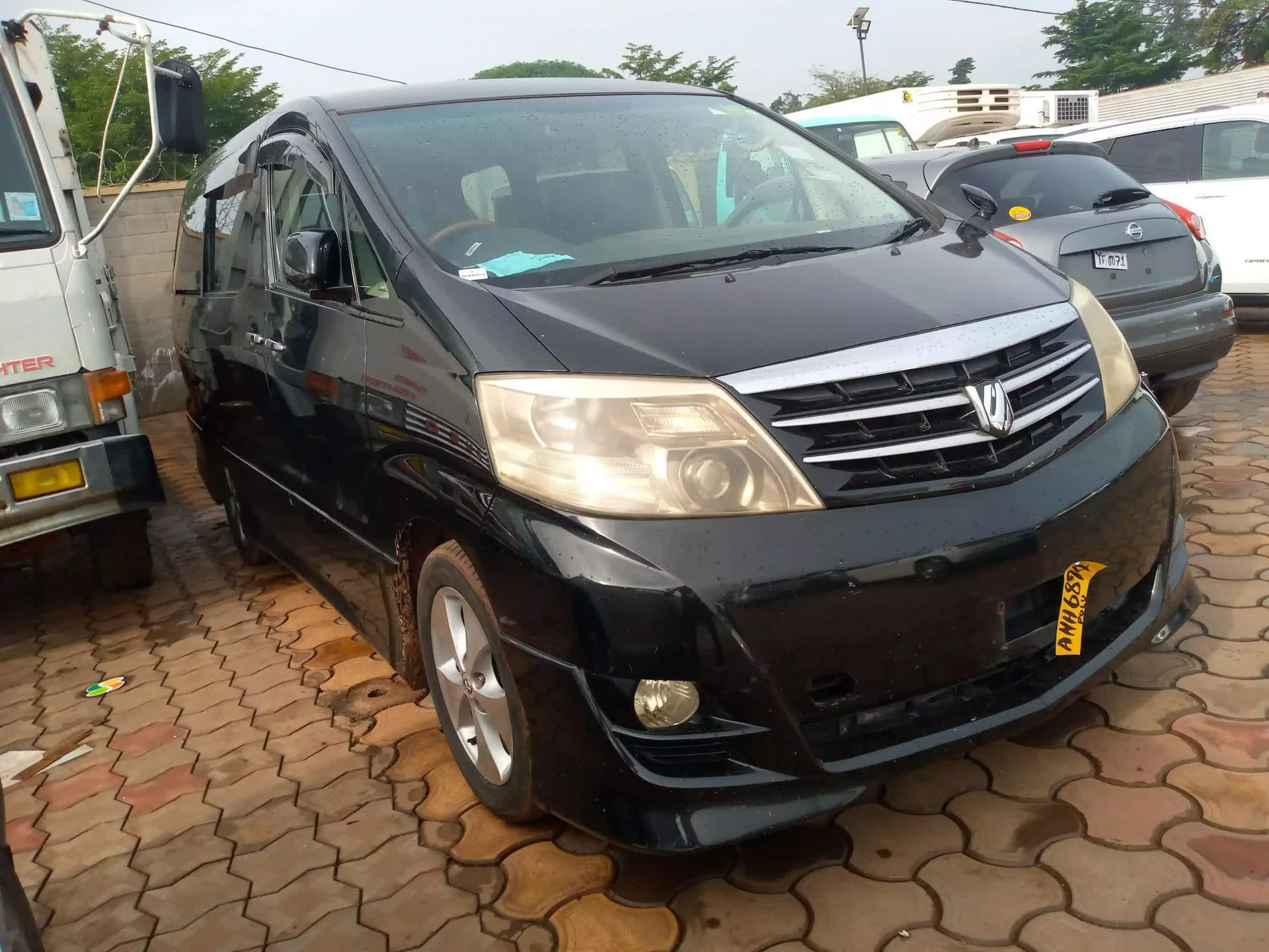 Toyota Alphard - 2009