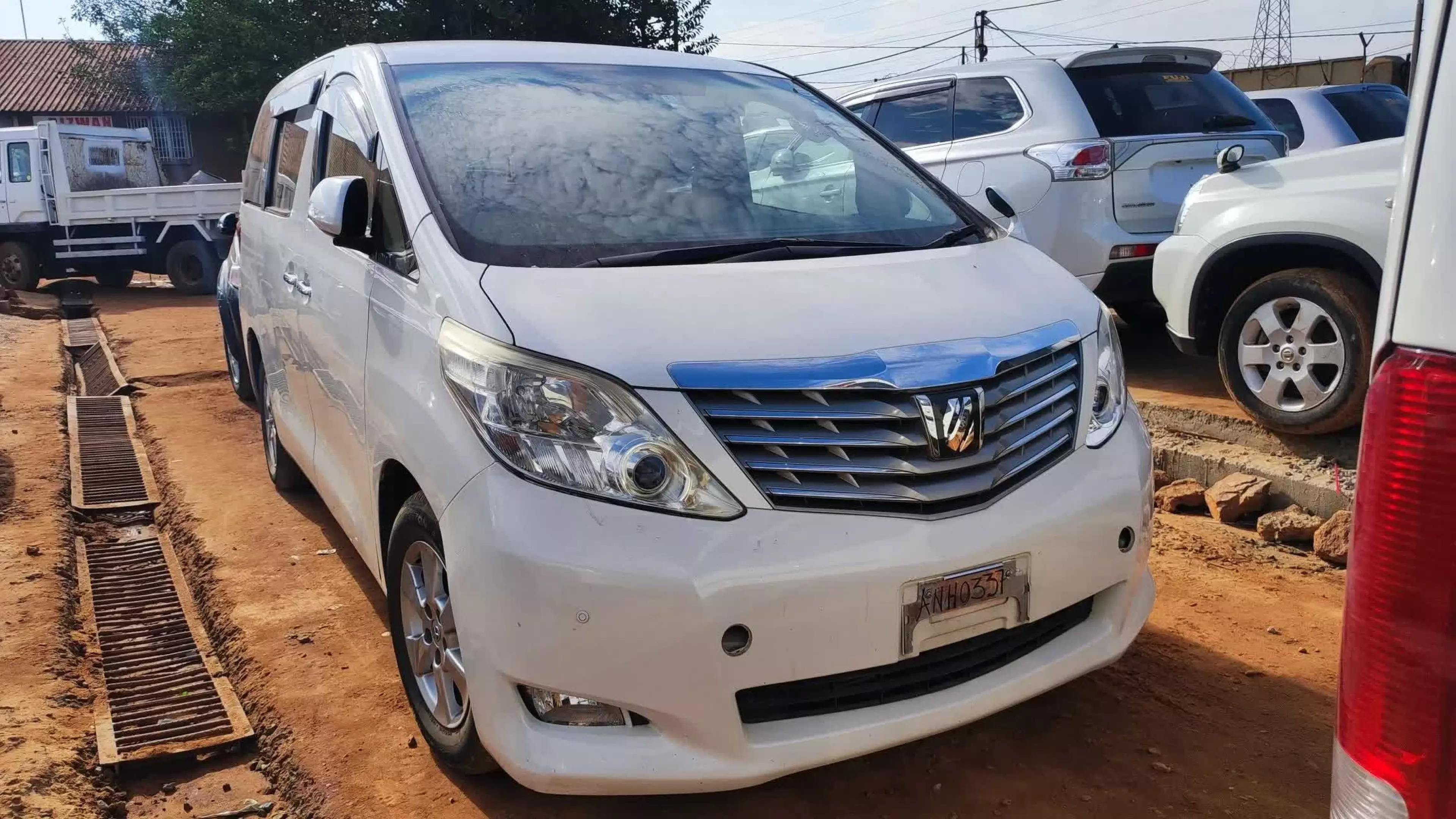 Toyota Alphard - 2010