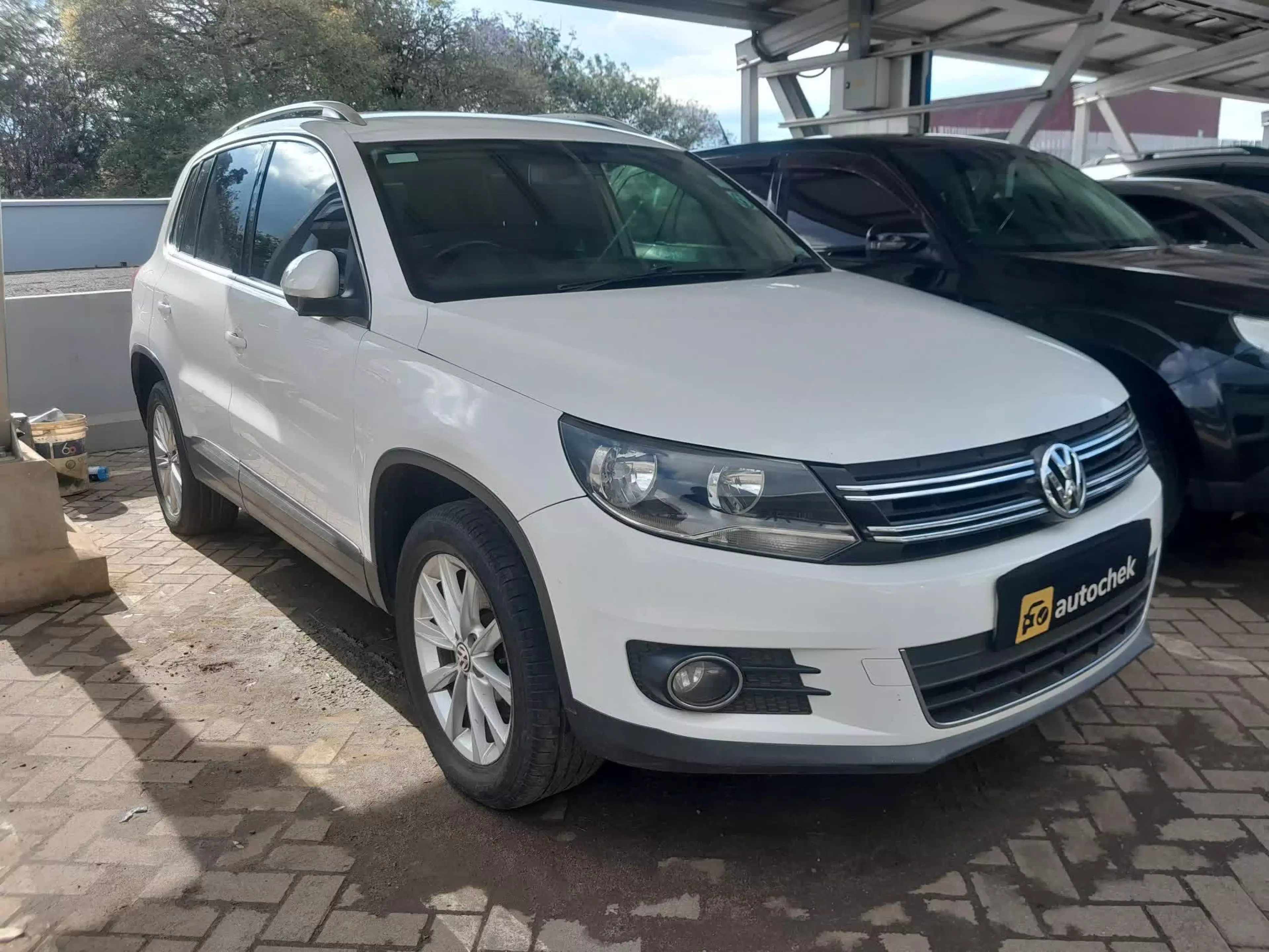 Volkswagen Tiguan - 2013
