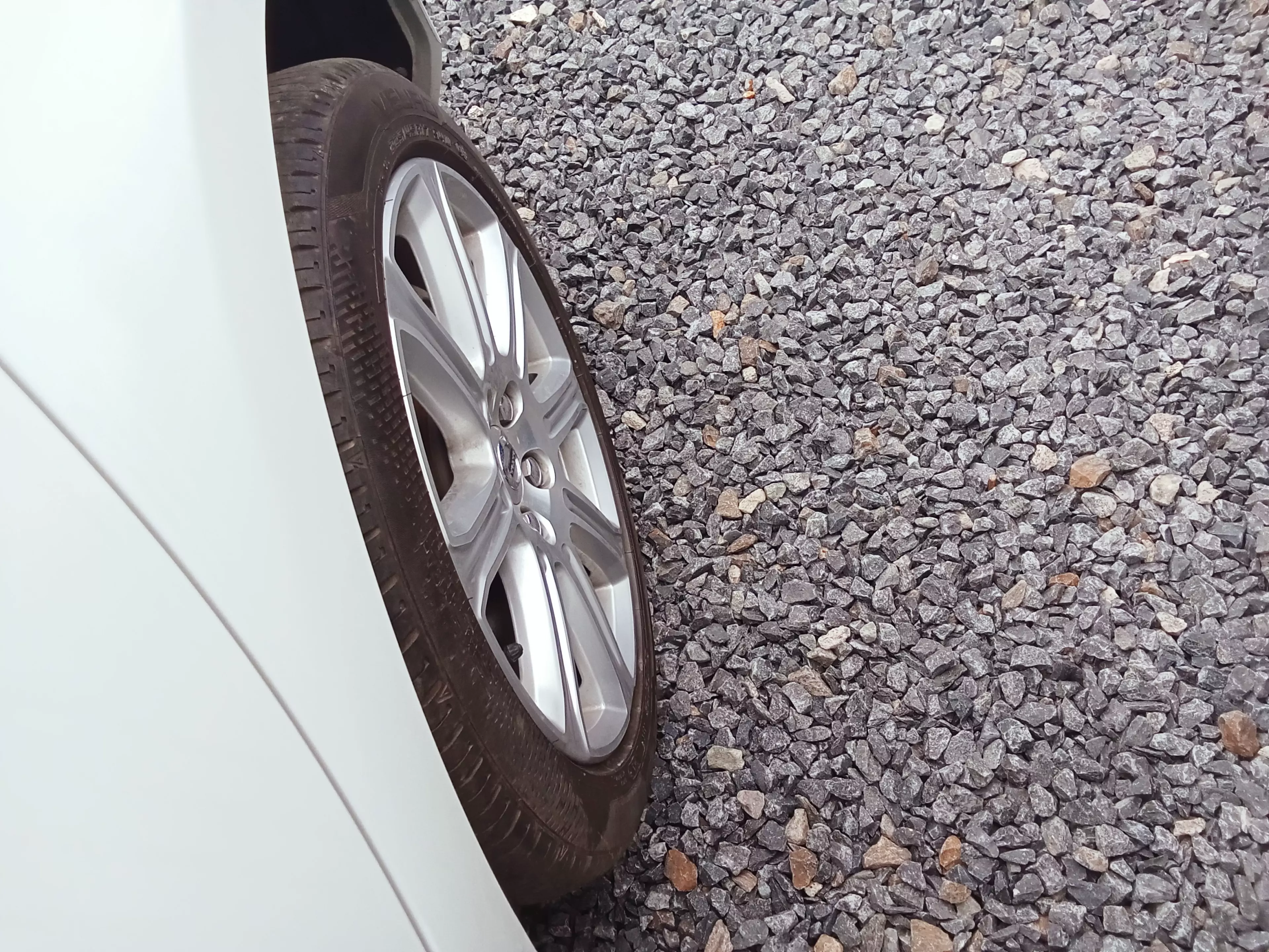 Volvo V40   - 2017