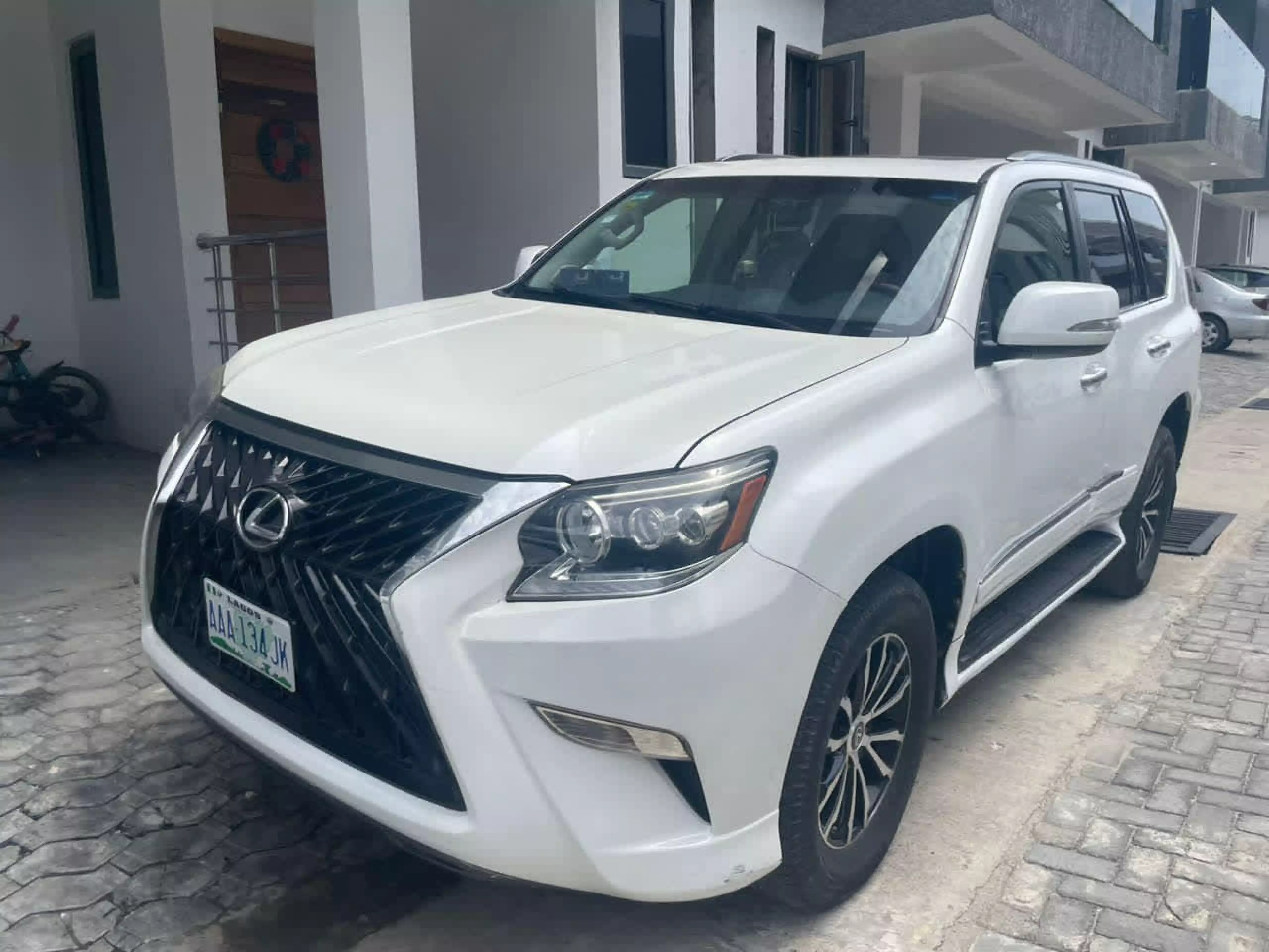 Lexus GX 460   - 2014