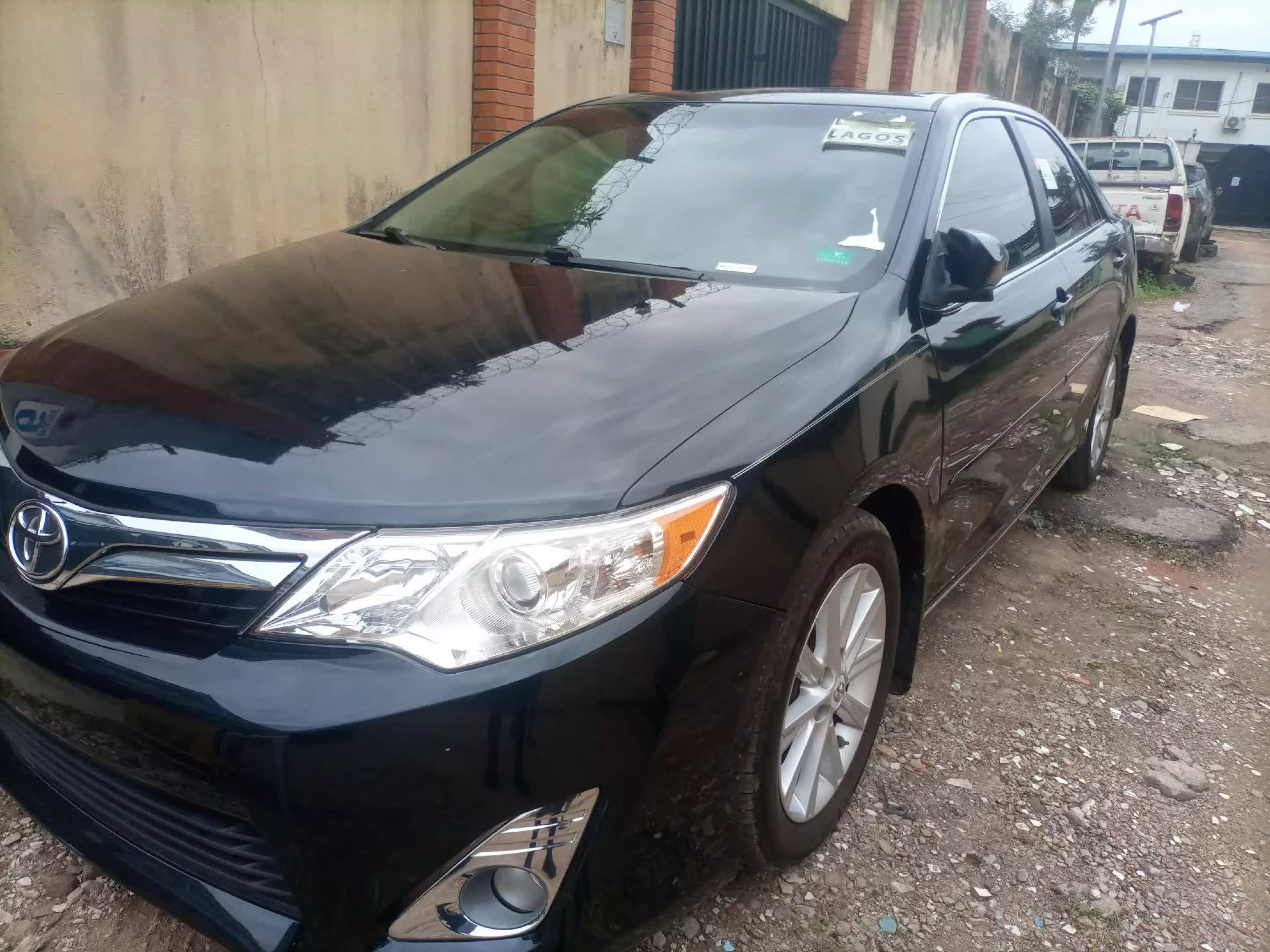 Toyota Camry - 2012