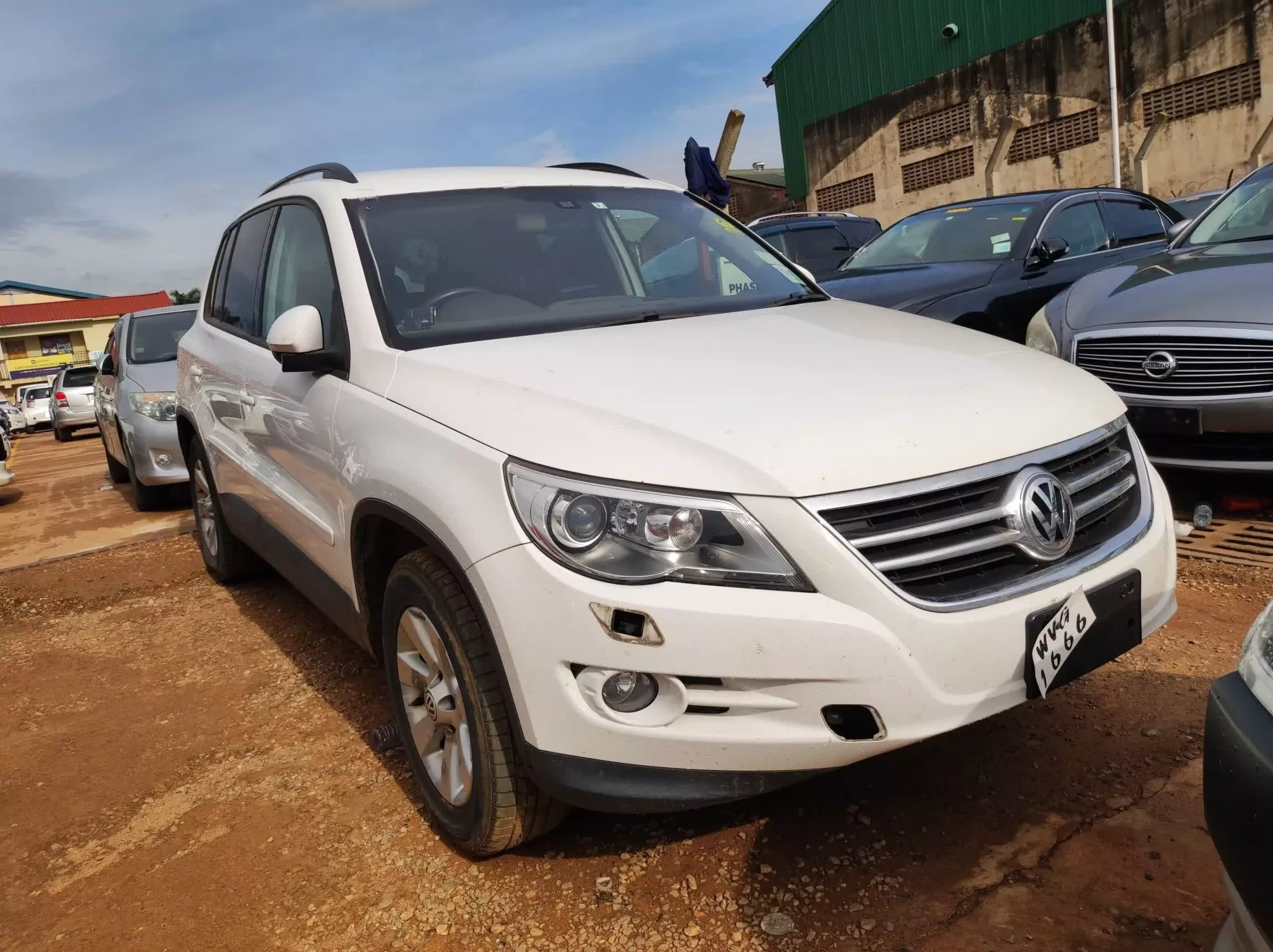 Volkswagen Tiguan - 2009