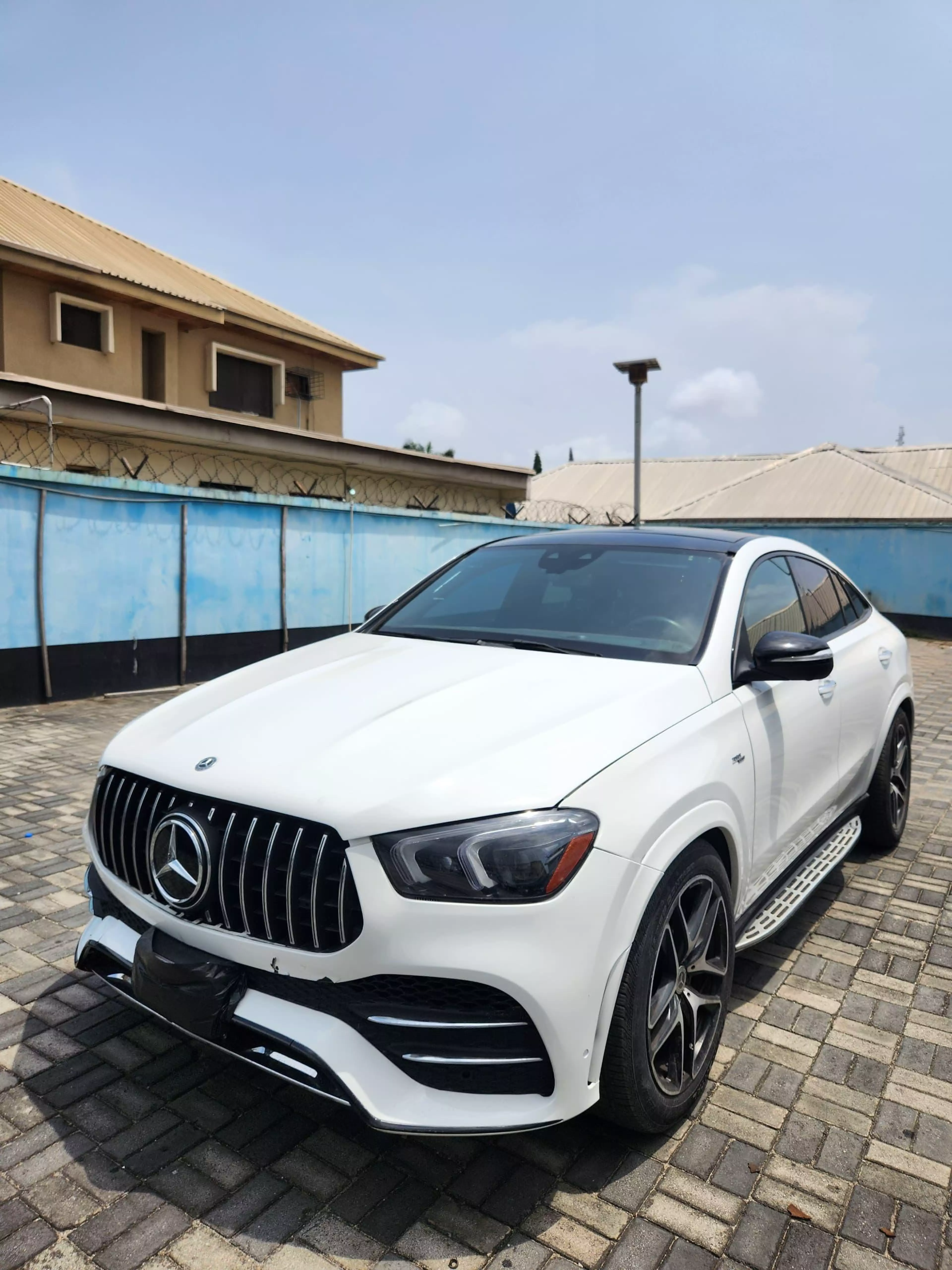 Mercedes-Benz GLE 53 AMG   - 2021