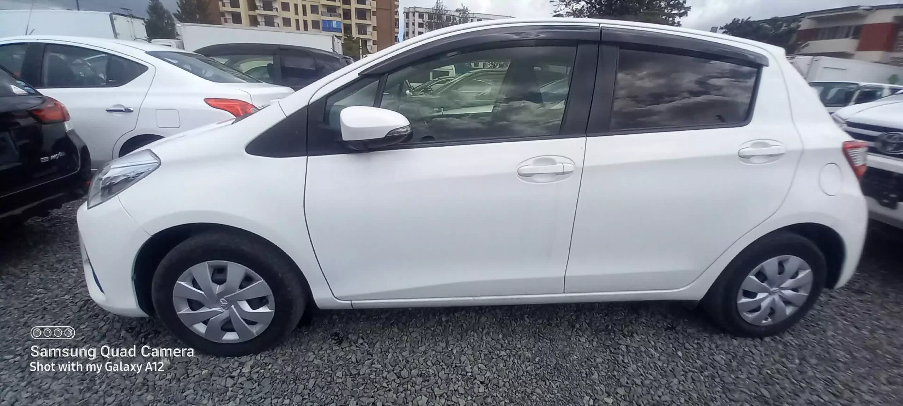 Toyota Vitz - 2016