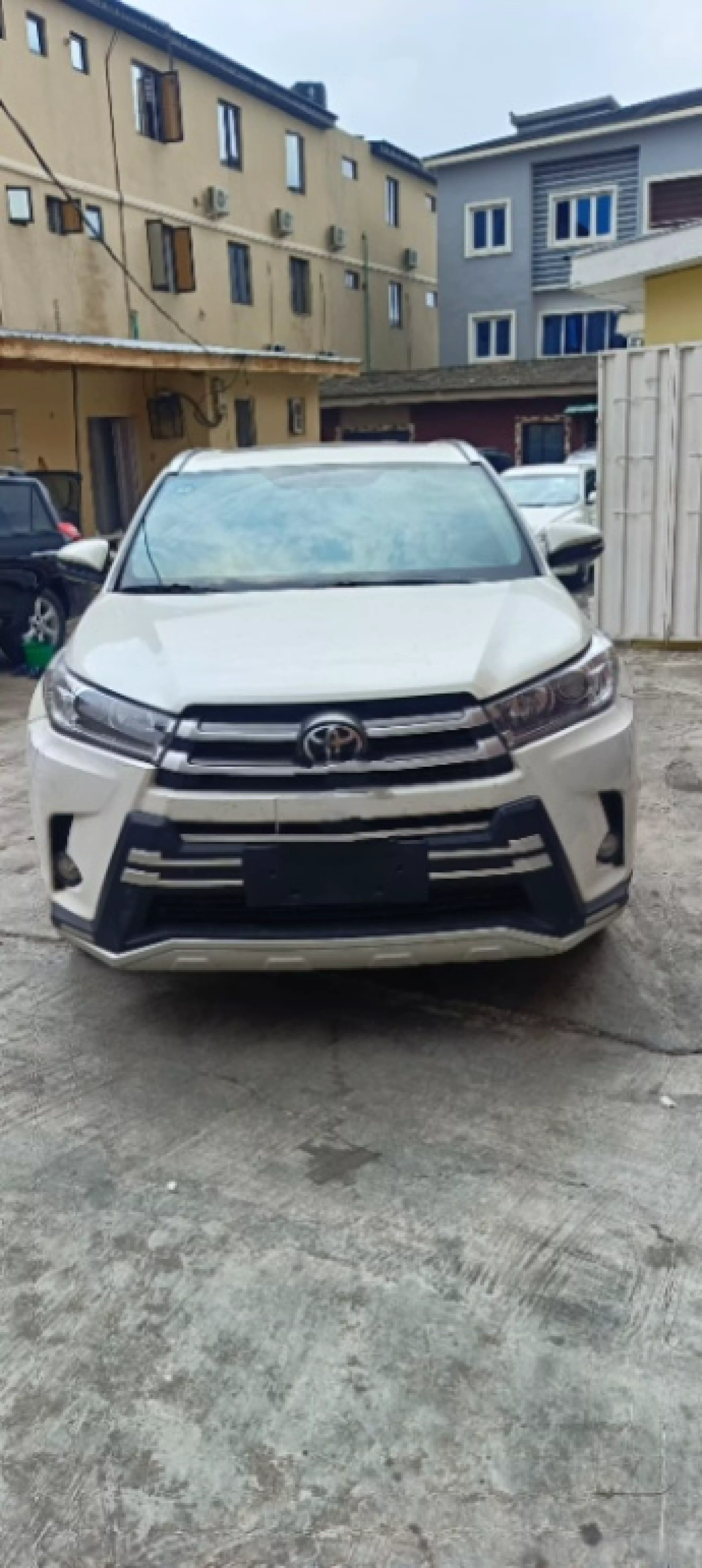 Toyota Highlander - 2015