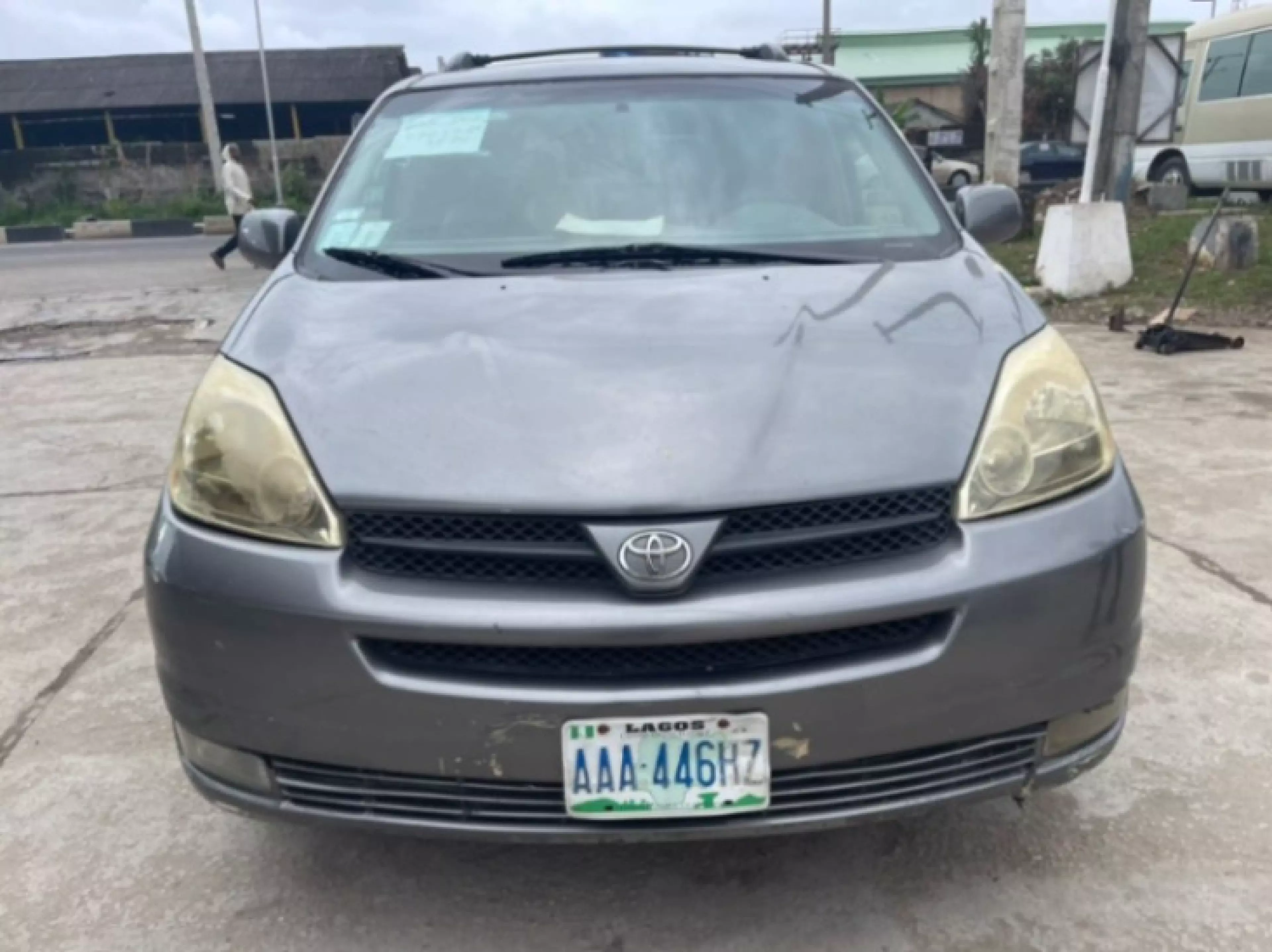 Toyota Sienna - 2005
