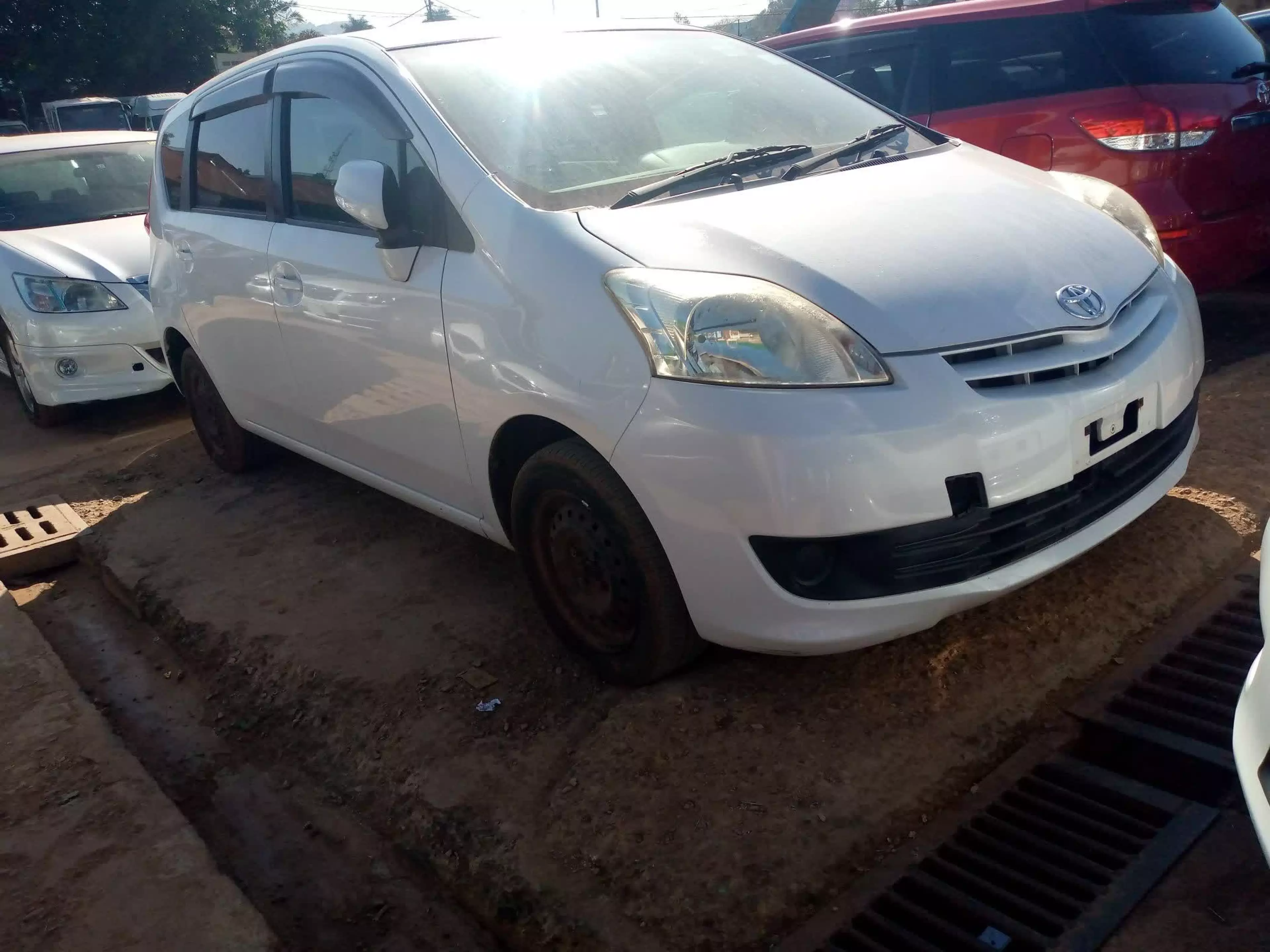Toyota Passo Sette - 2009
