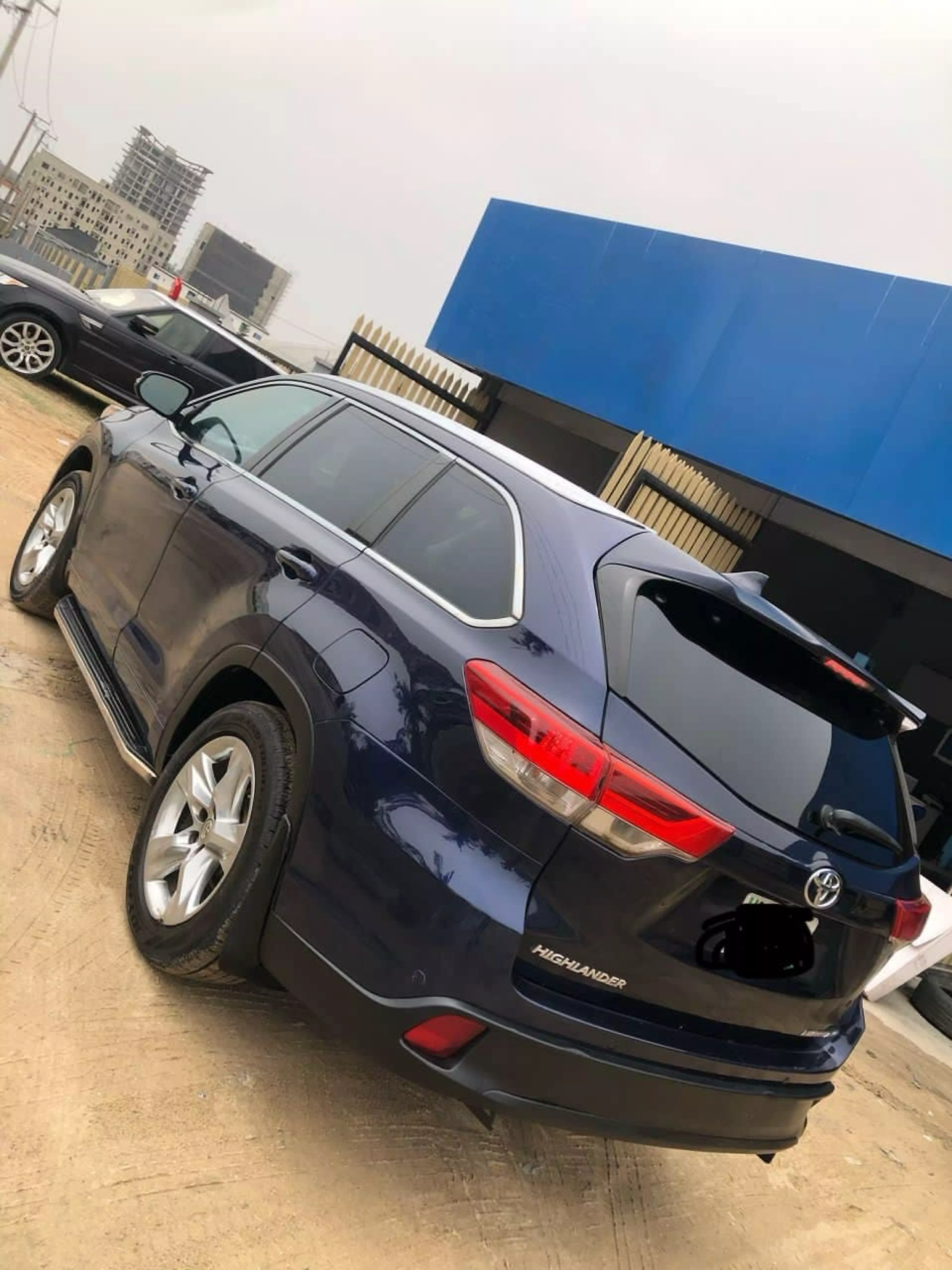 Toyota Highlander   - 2015