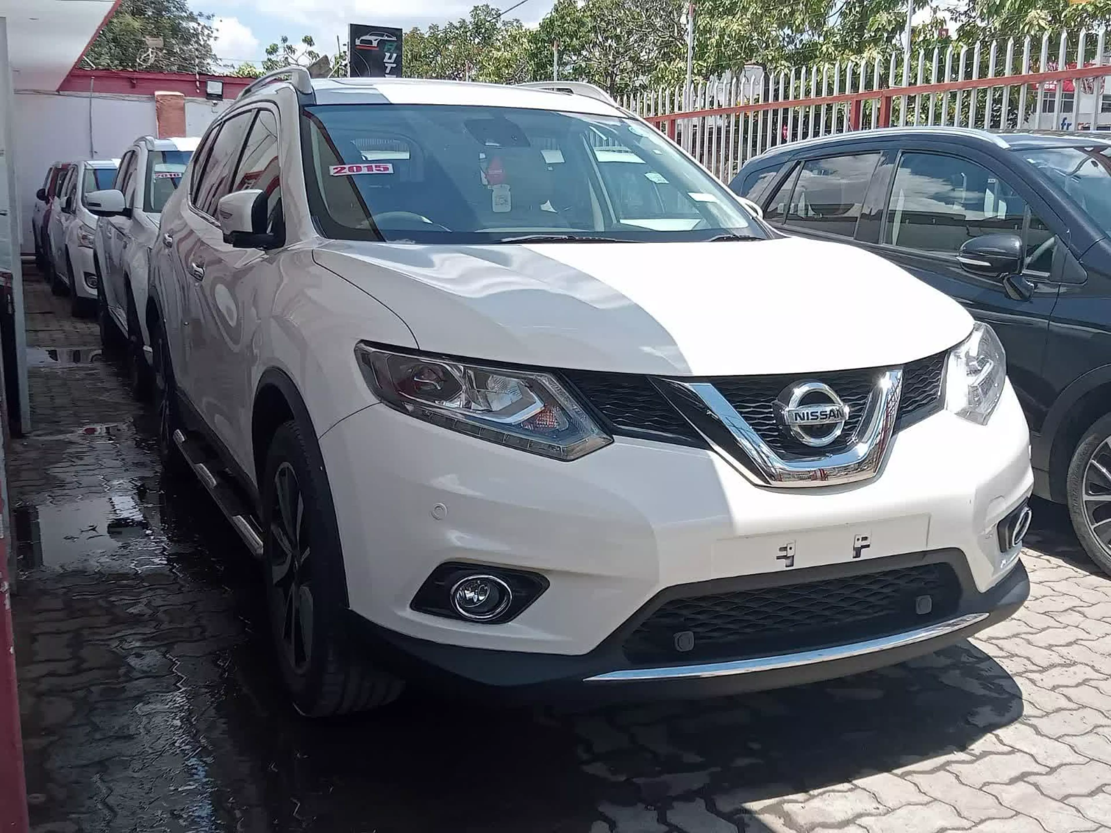 Nissan X-Trail - 2015