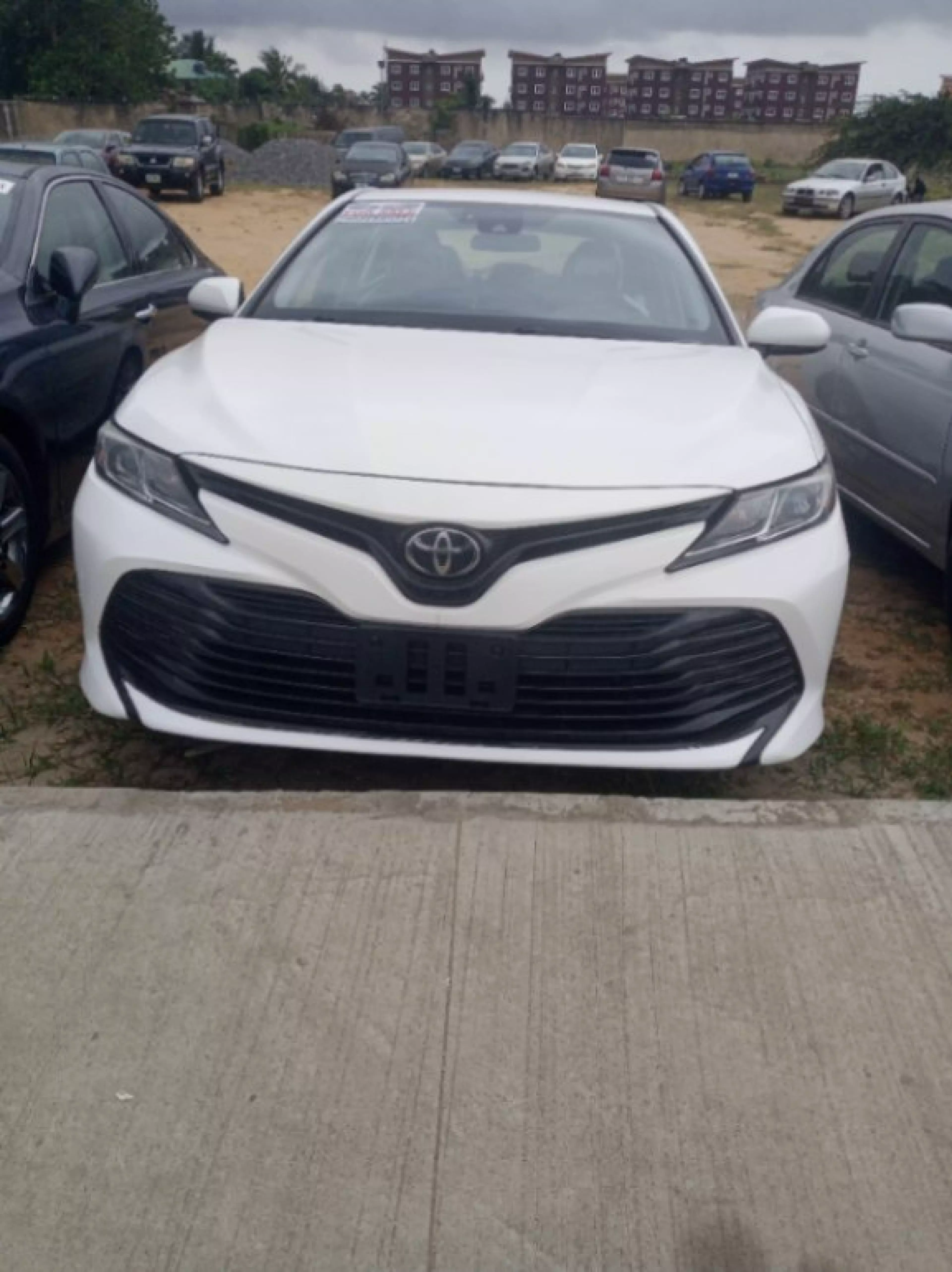 Toyota Camry - 2019