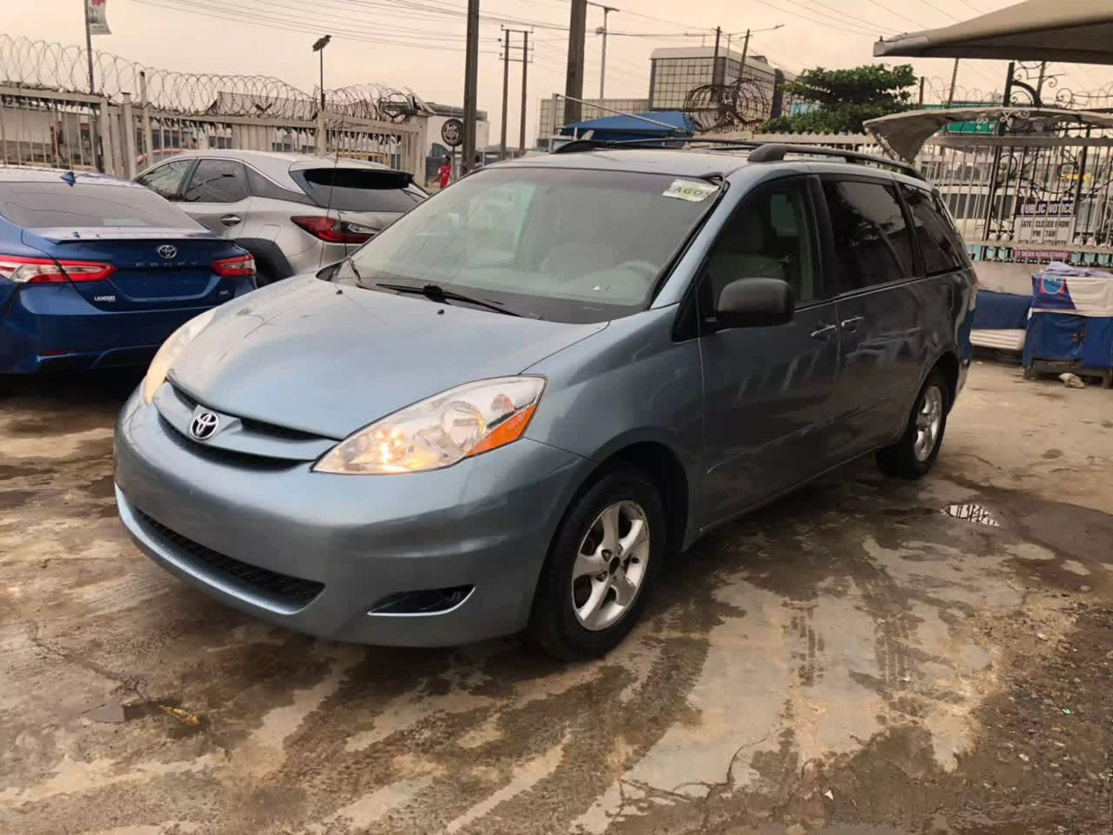 Toyota Sienna - 2007
