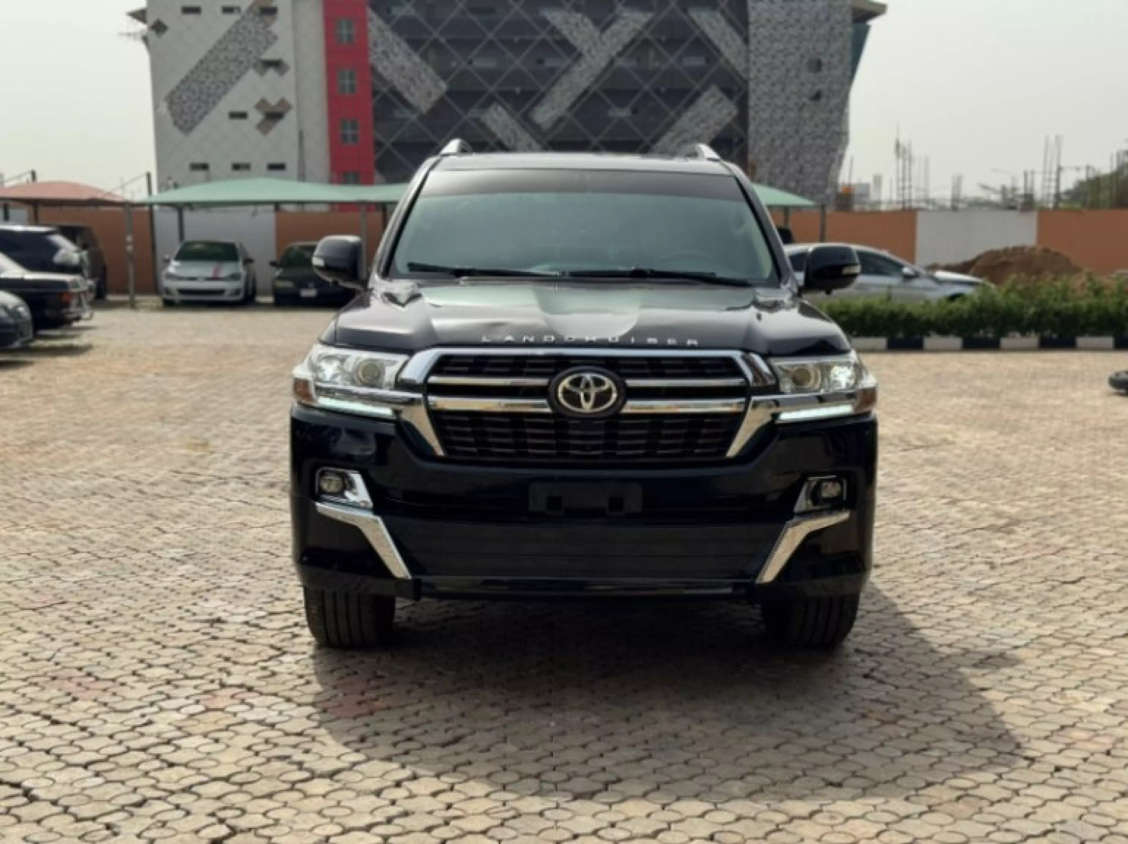 Toyota Landcruiser 300 GXR - 2015