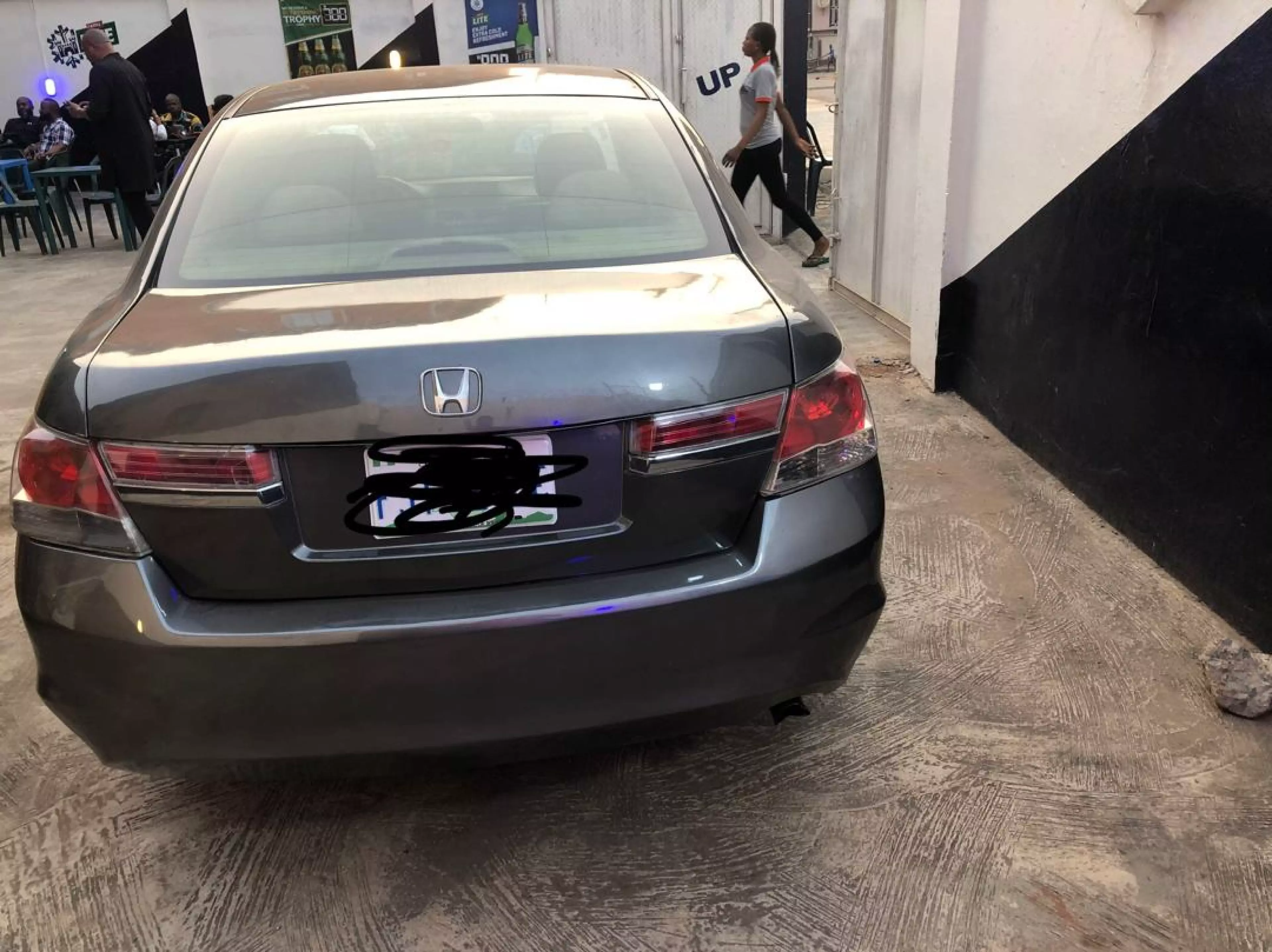 Honda Accord   - 2009