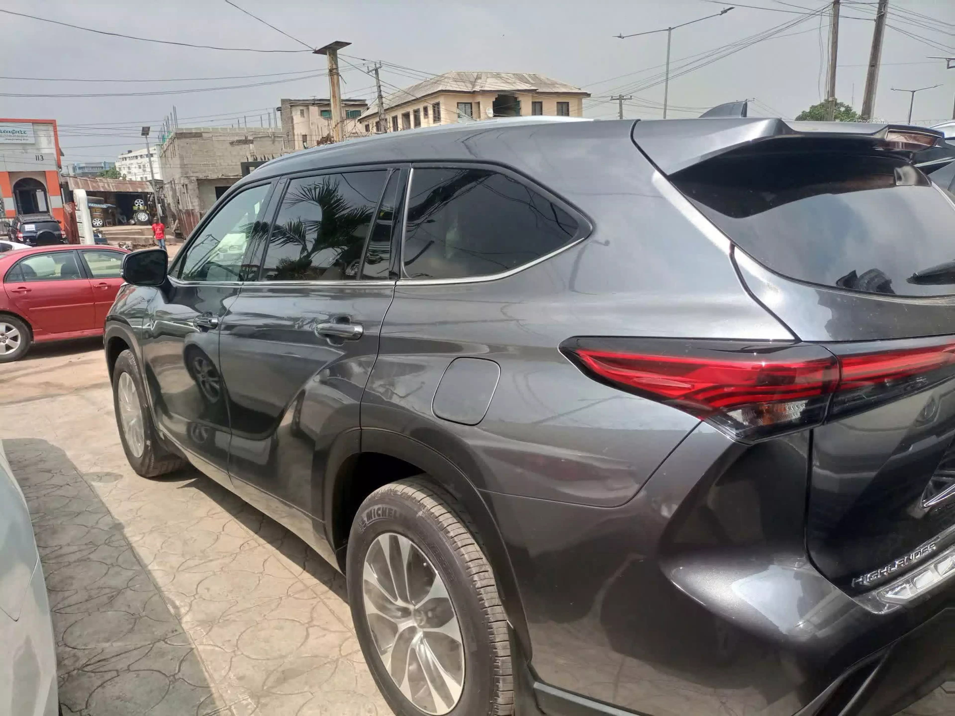 Toyota Highlander - 2021