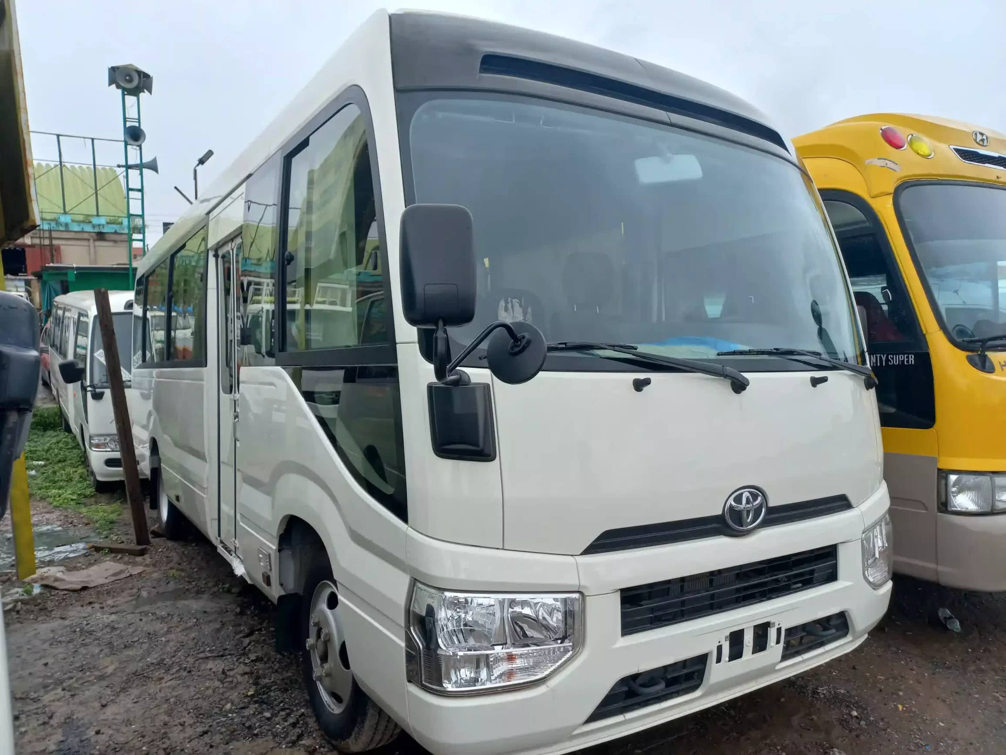 Toyota Coaster - 2020