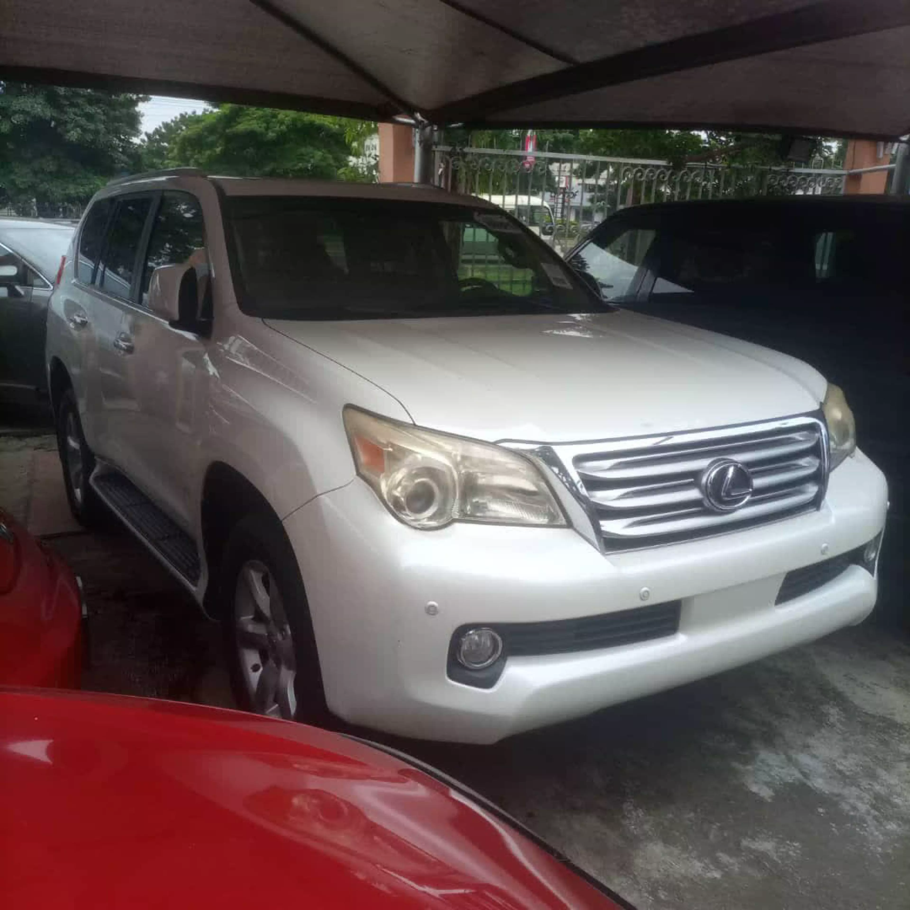 Lexus GX 460   - 2011