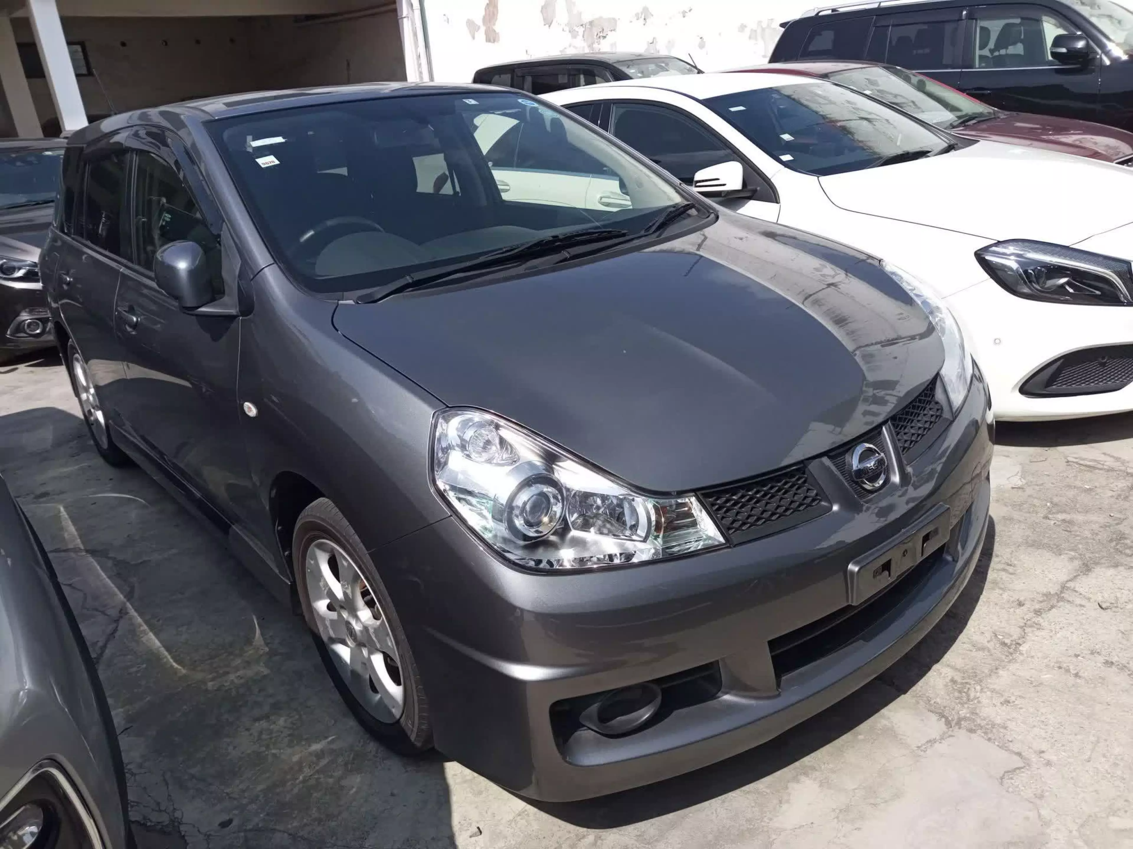 Nissan Wingroad  - 2016