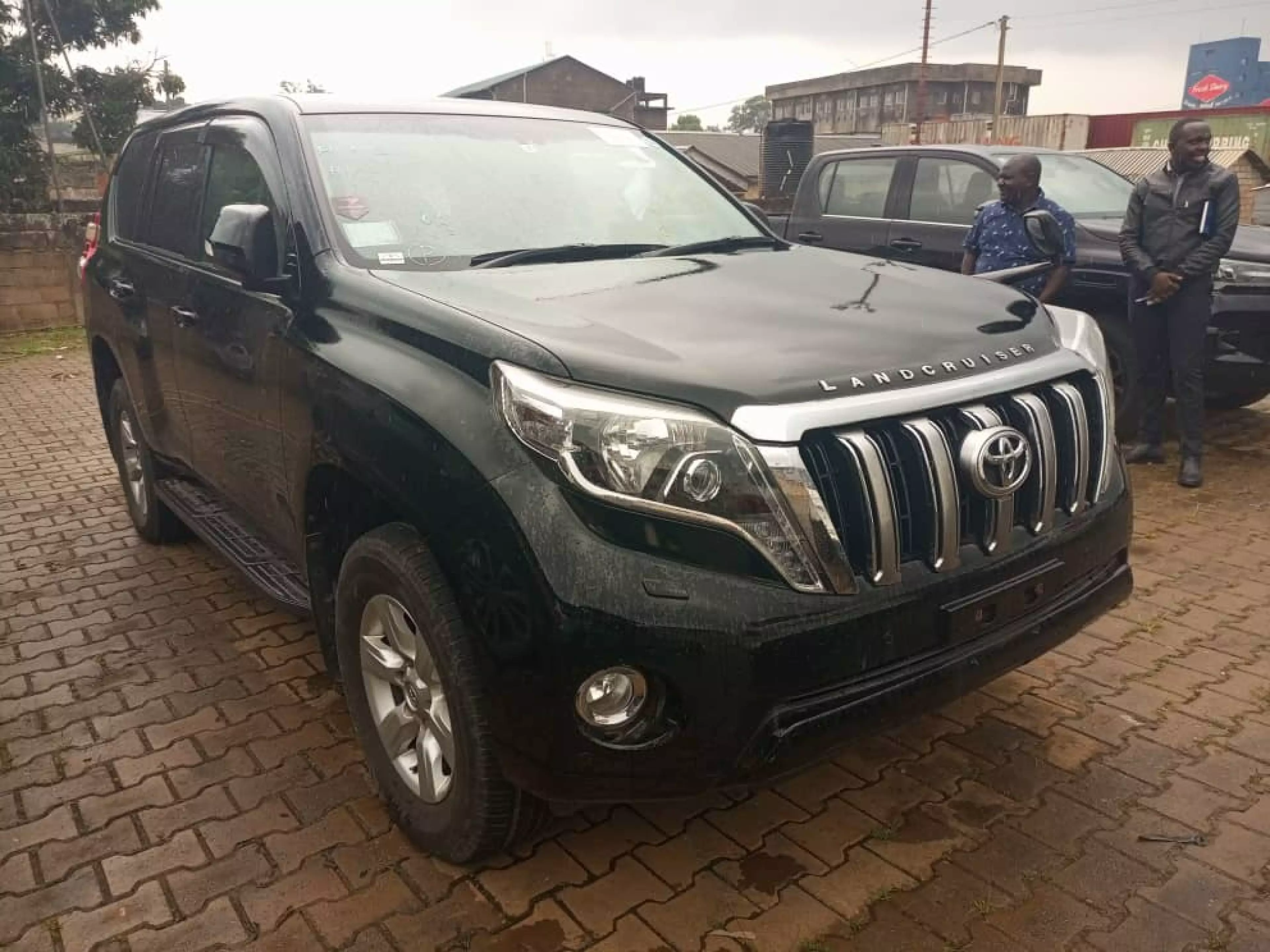 Toyota Land Cruiser Prado TX L - 2016