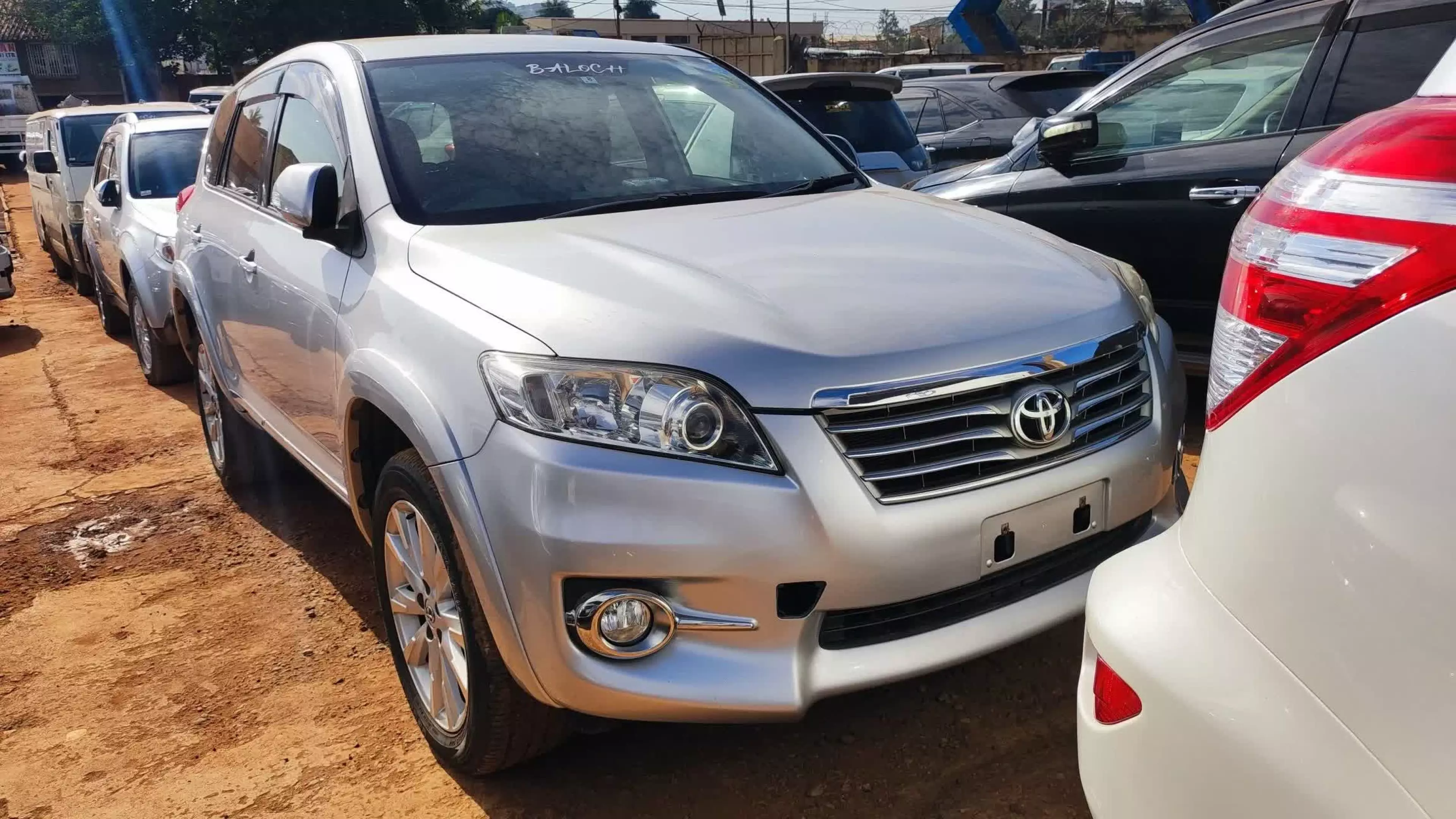 Toyota Vanguard  - 2010