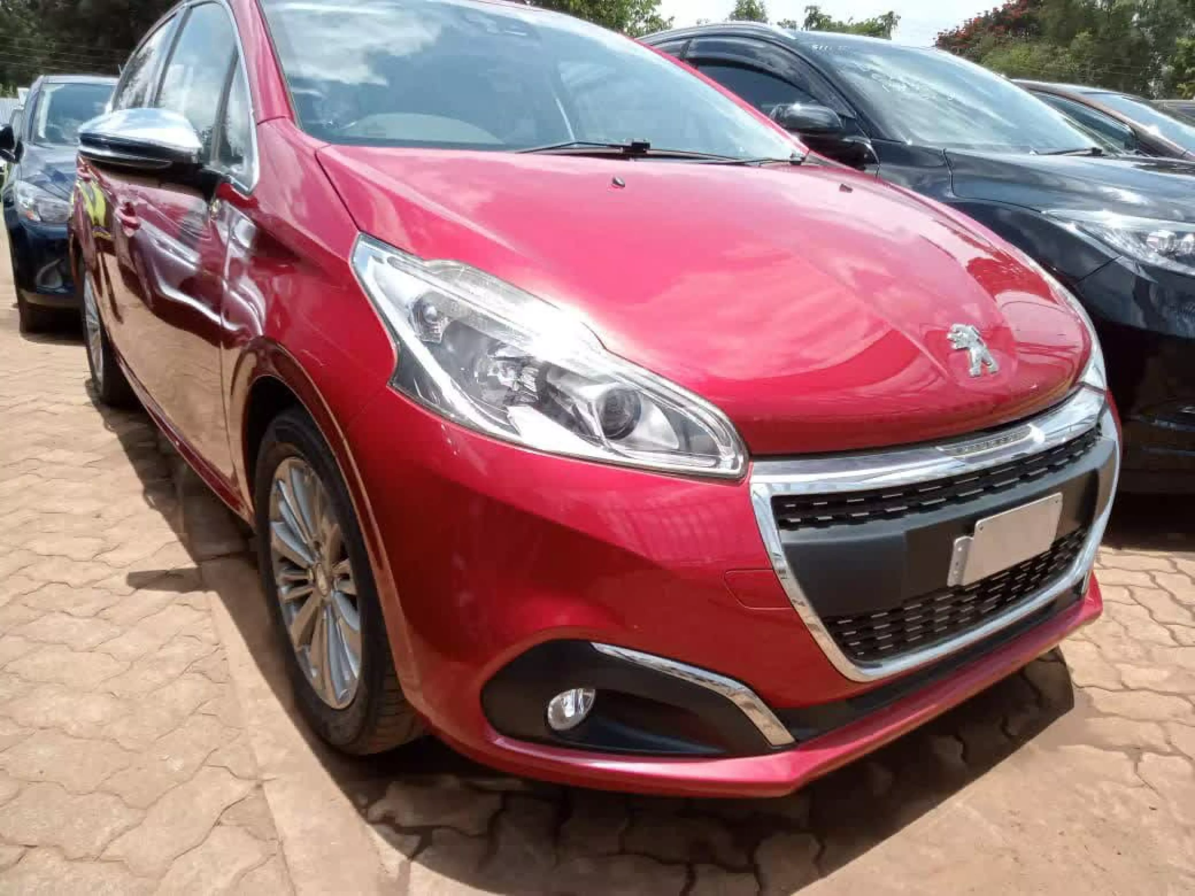 Peugeot 208 - 2016