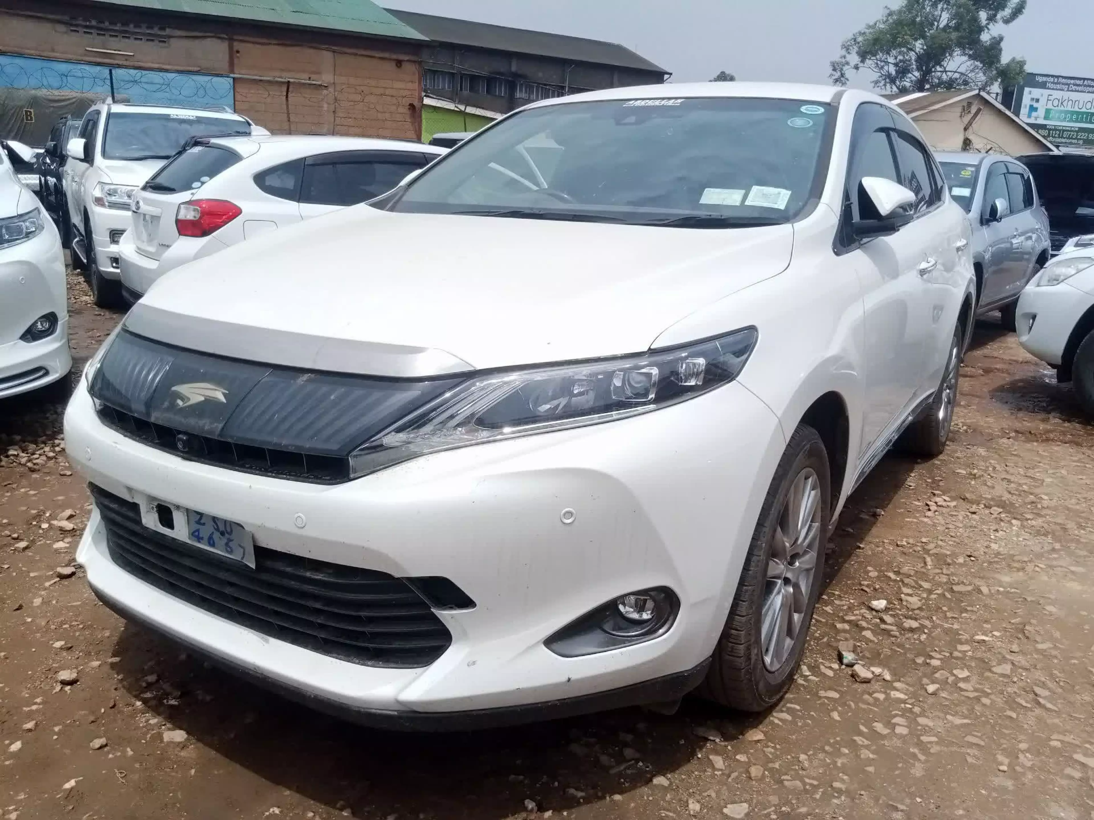 Toyota Harrier - 2014