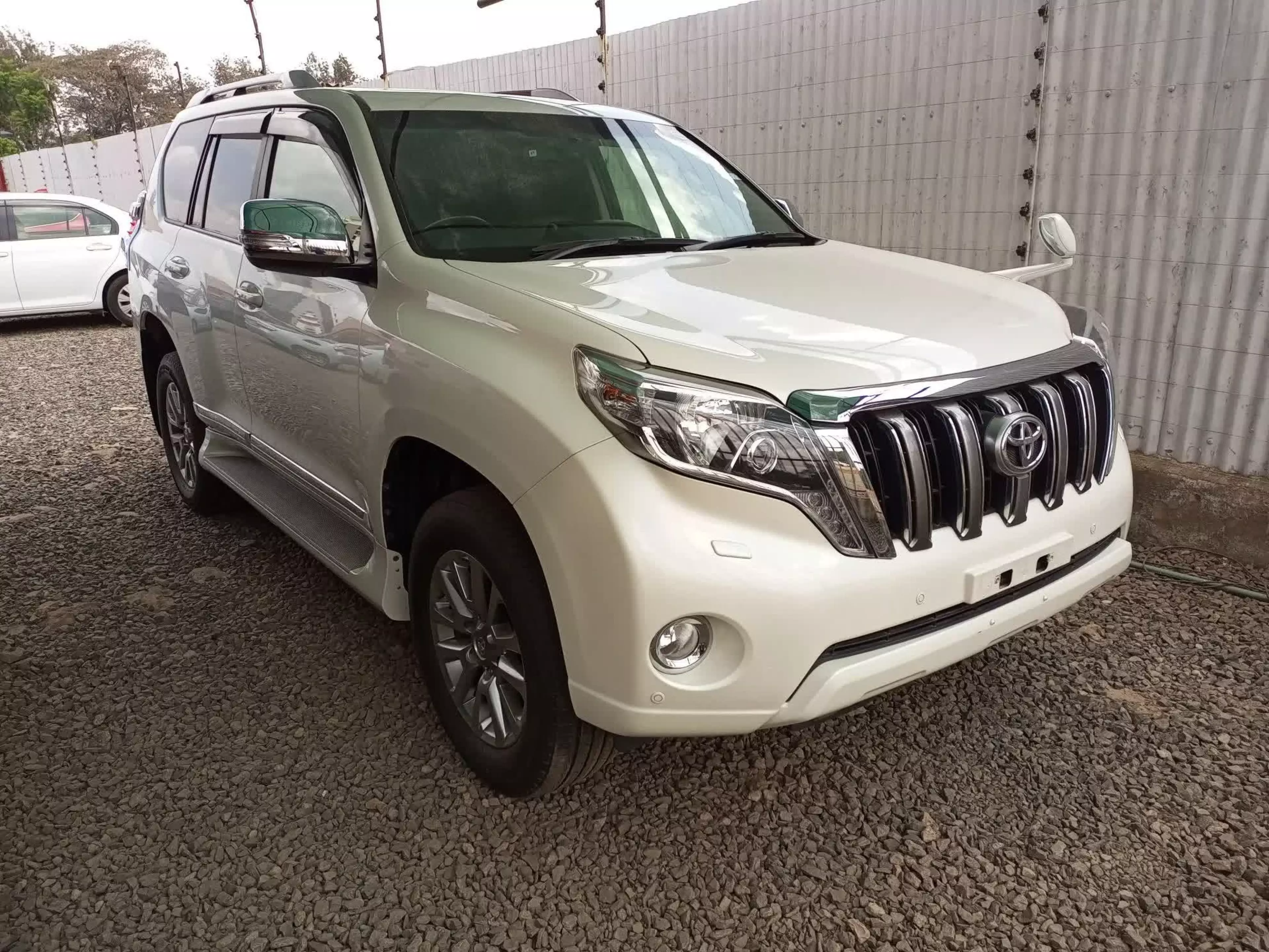 Toyota Landcruiser prado TX - 2016