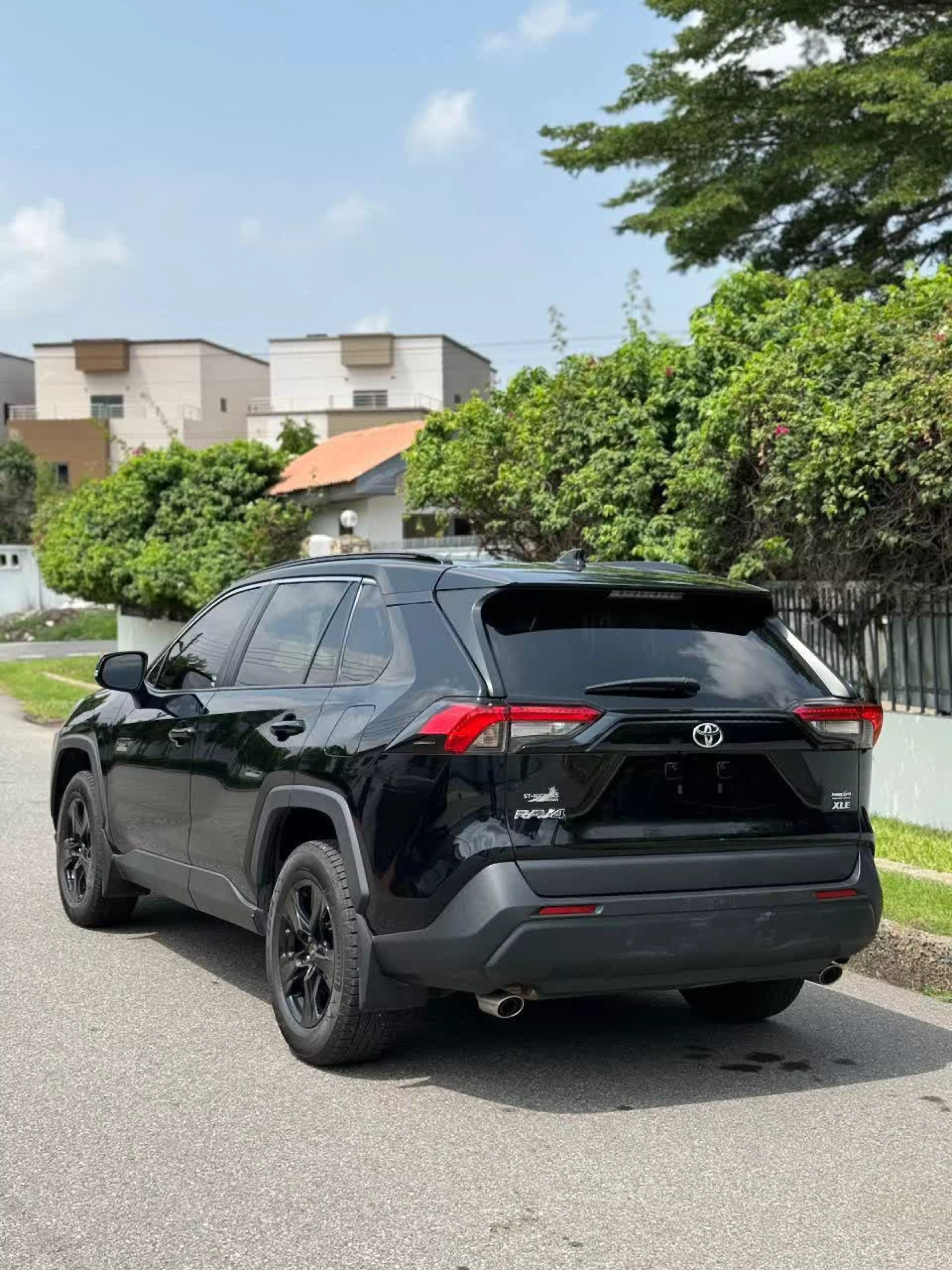 Toyota RAV 4   - 2021