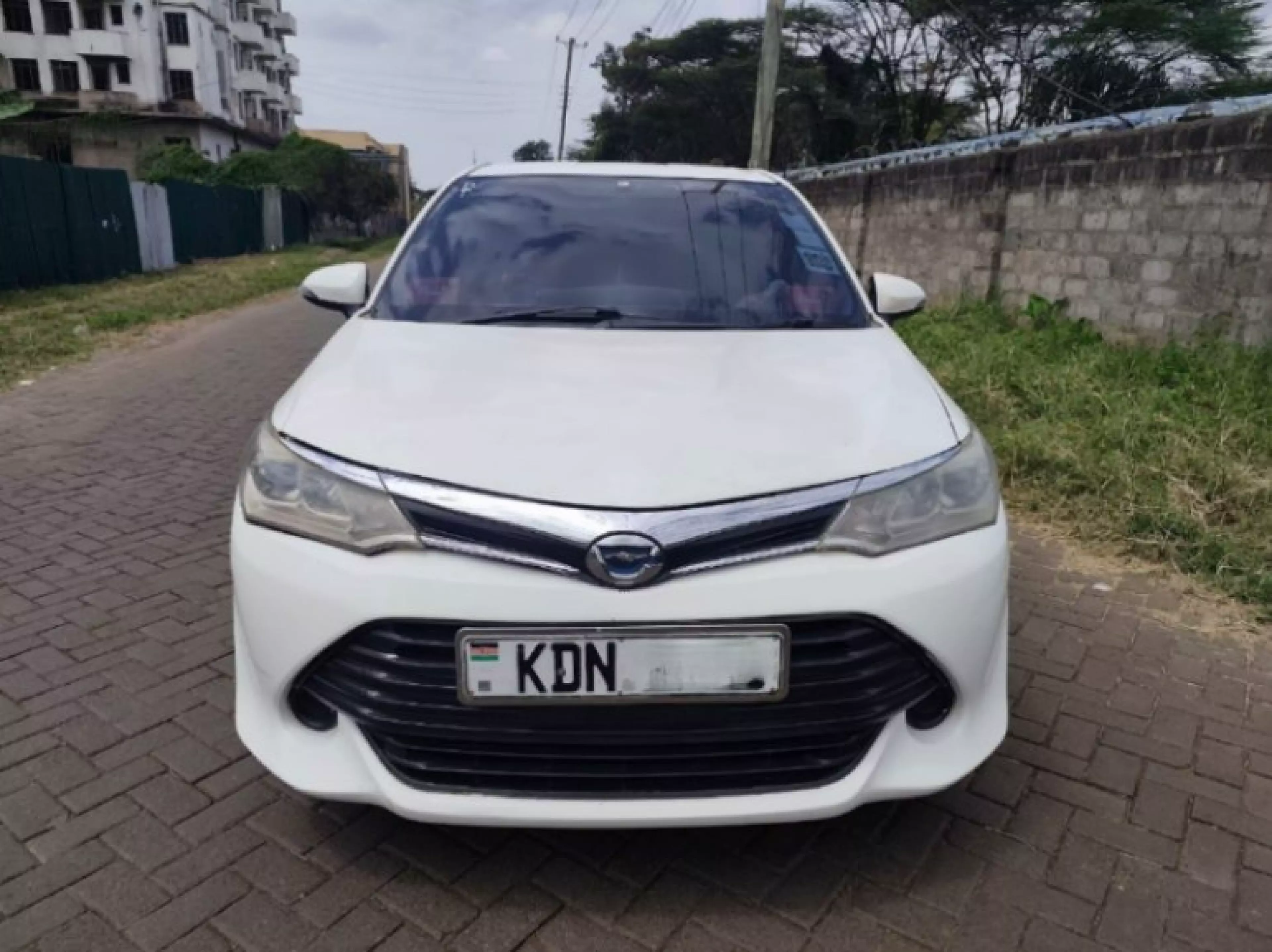 Toyota Axio  - 2016