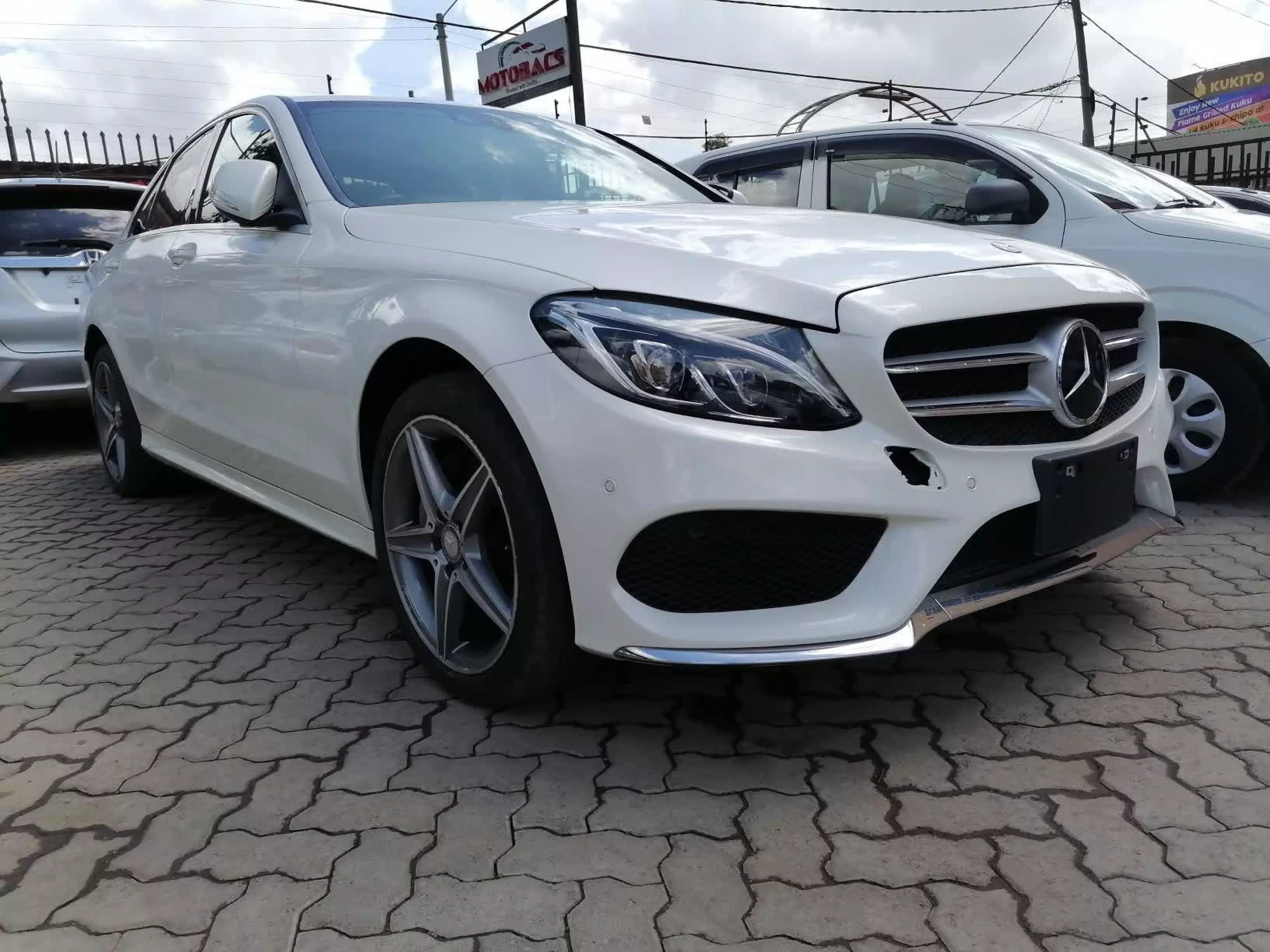 Mercedes-Benz C 200 - 2015