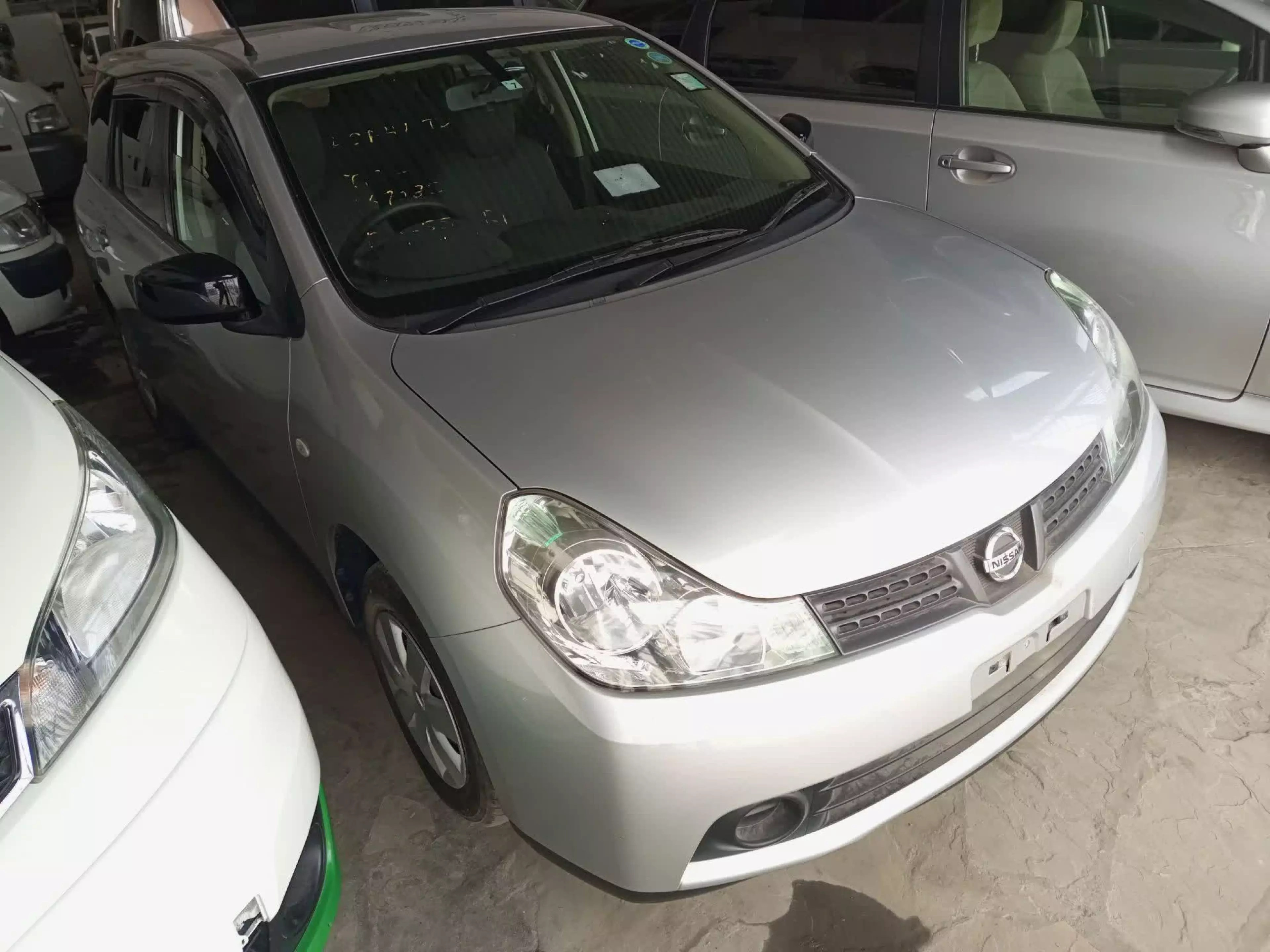 Nissan Wingroad  - 2015