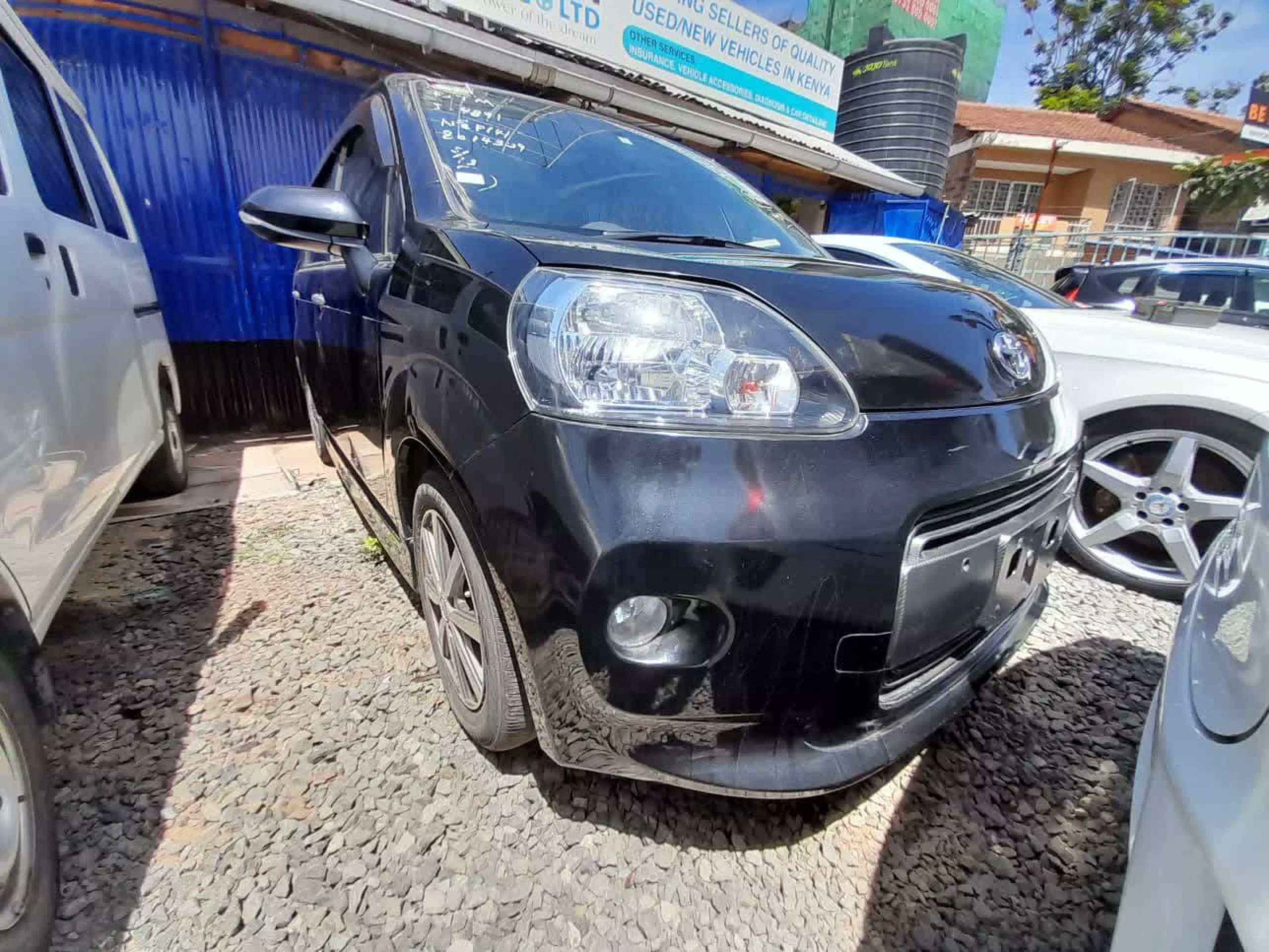 Toyota Porte - 2015