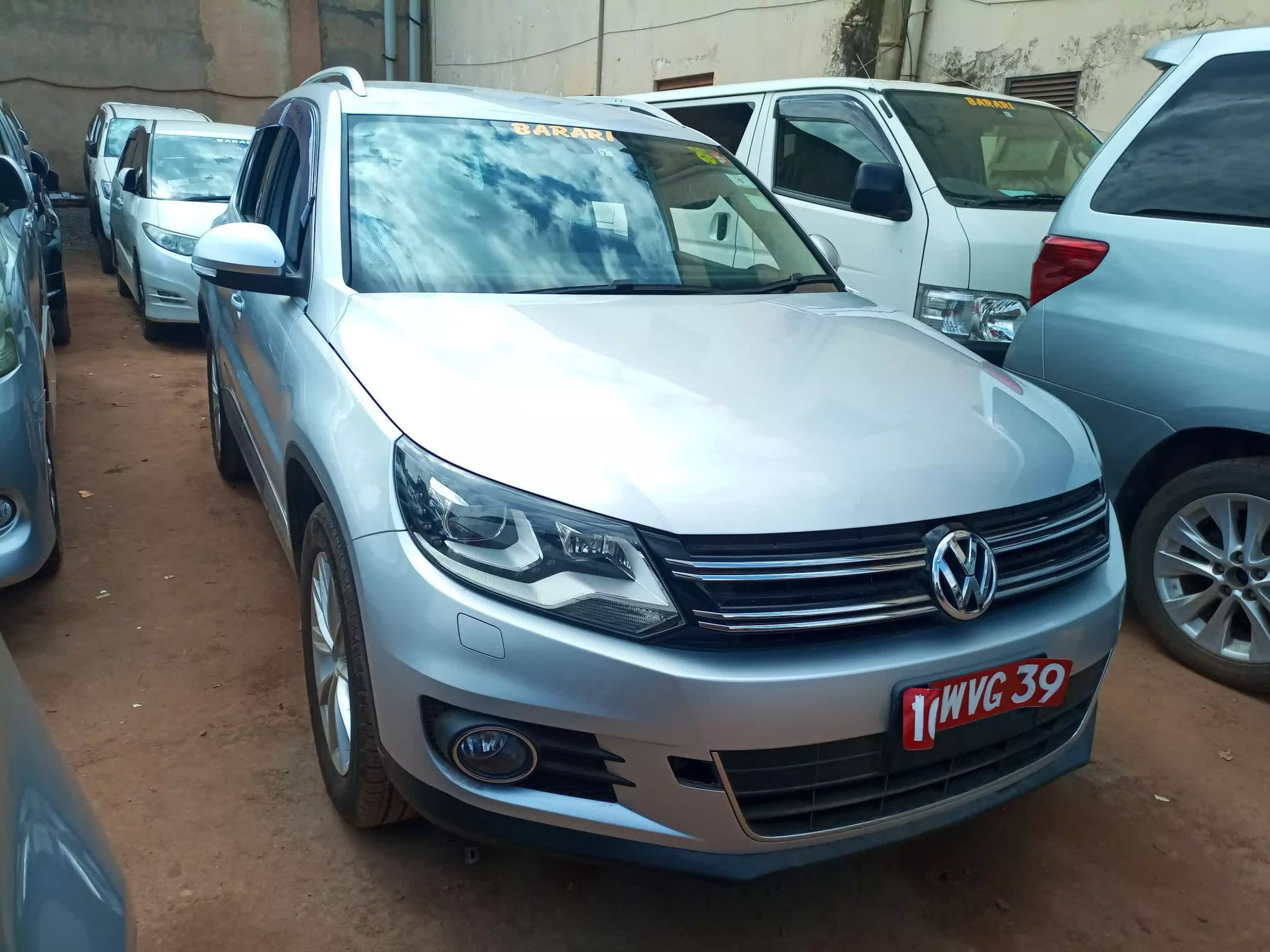 Volkswagen Tiguan - 2013