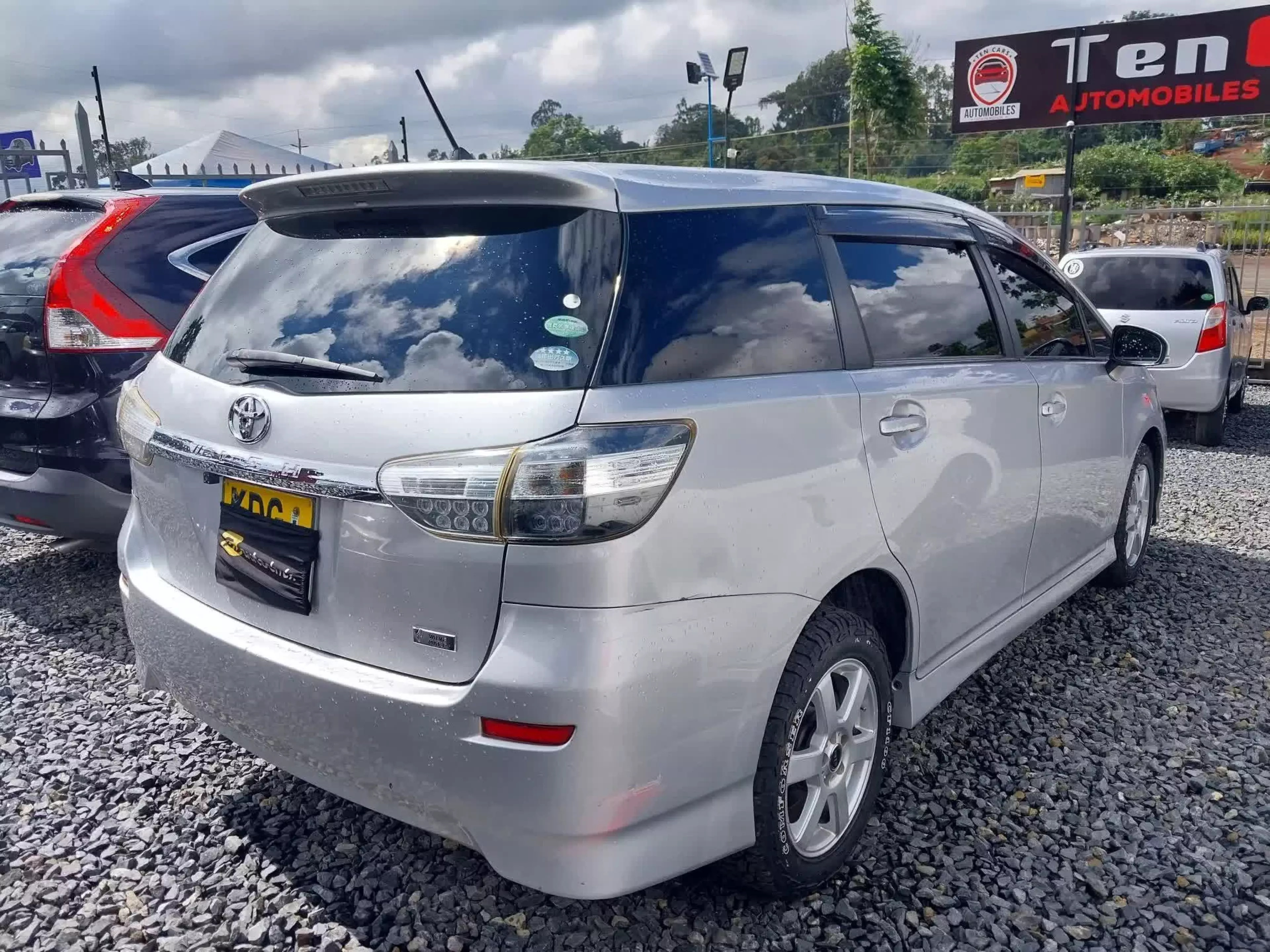 Toyota Wish   - 2014