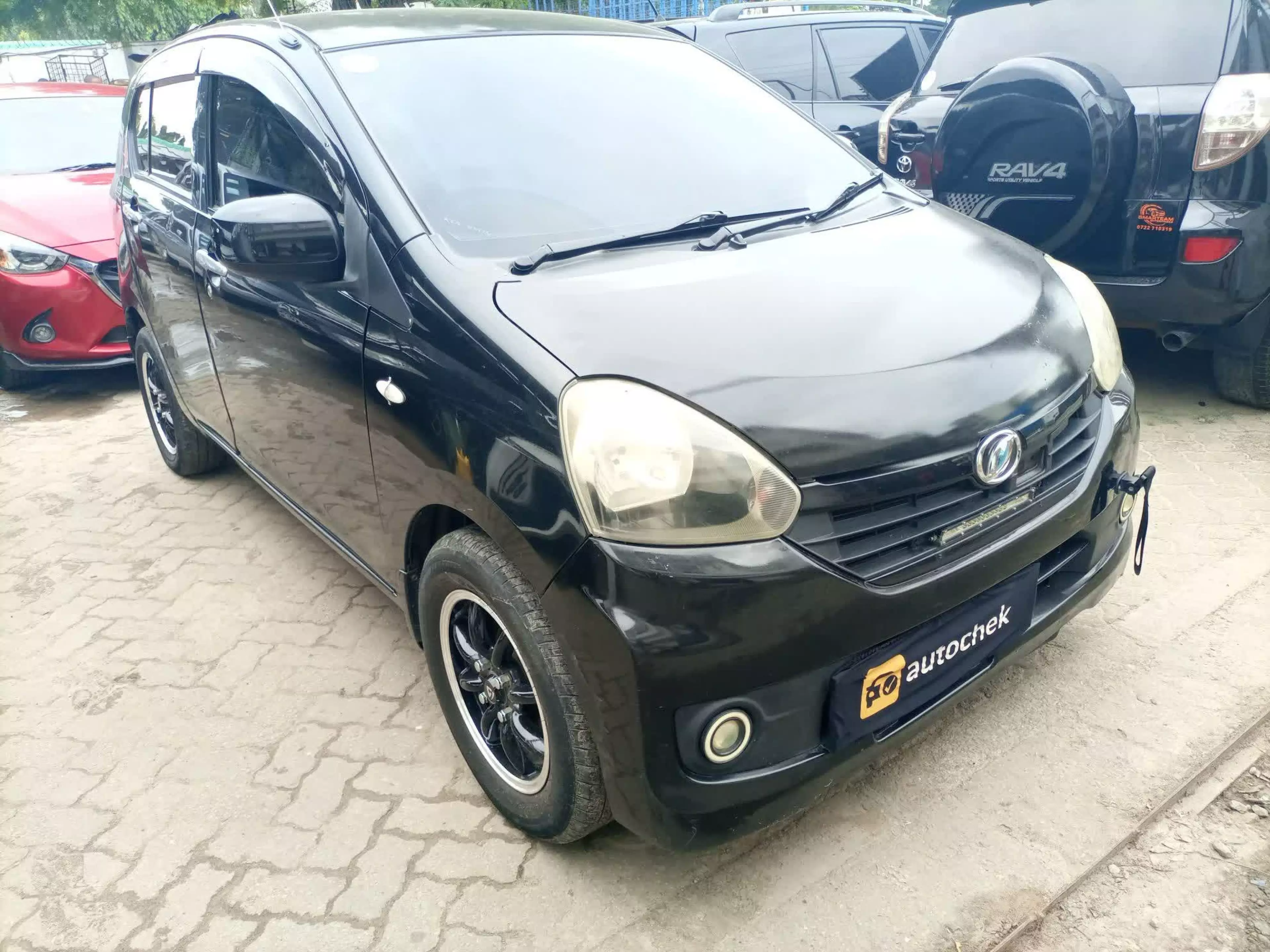 Daihatsu Mira  - 2014
