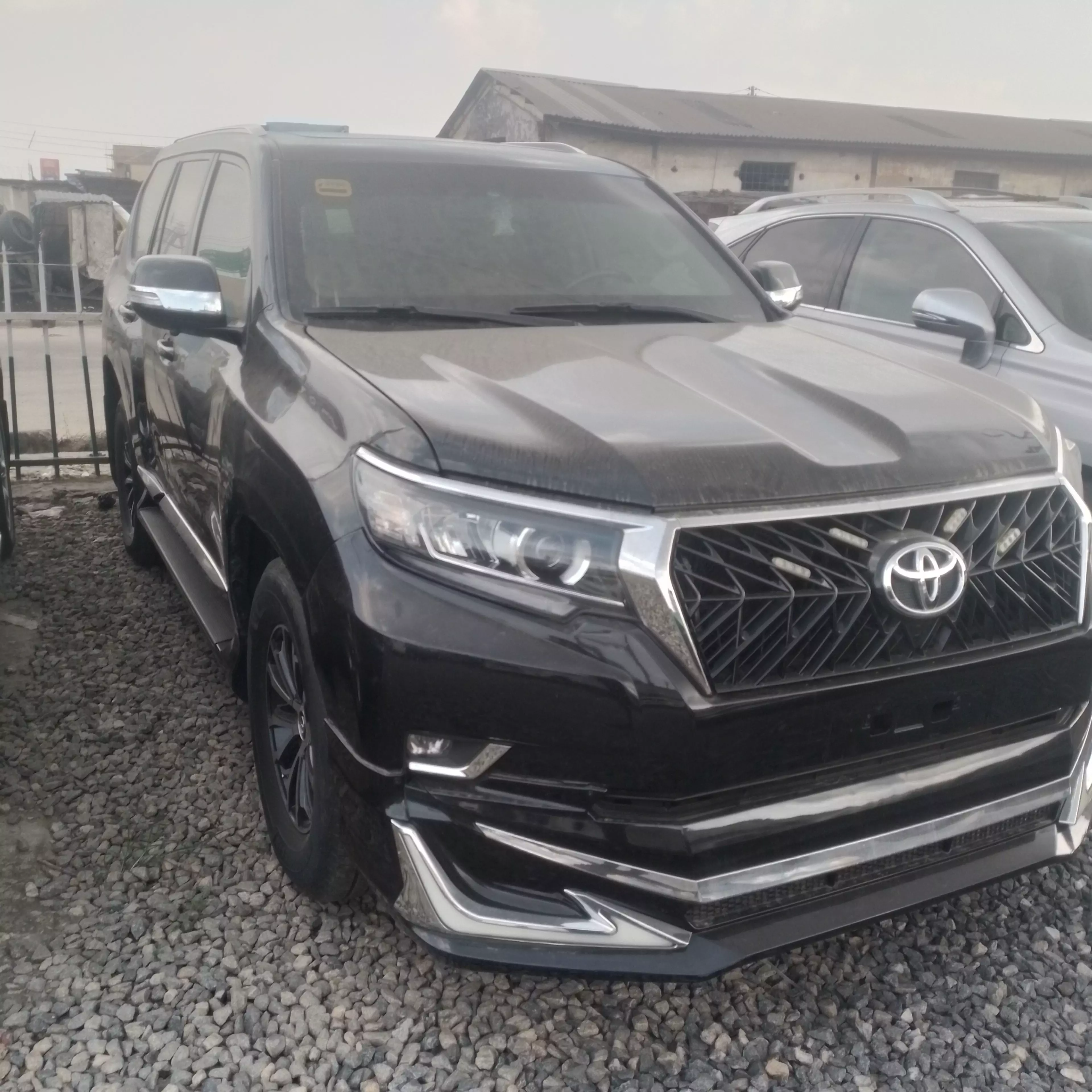 Toyota Landcruiser Prado - 2013