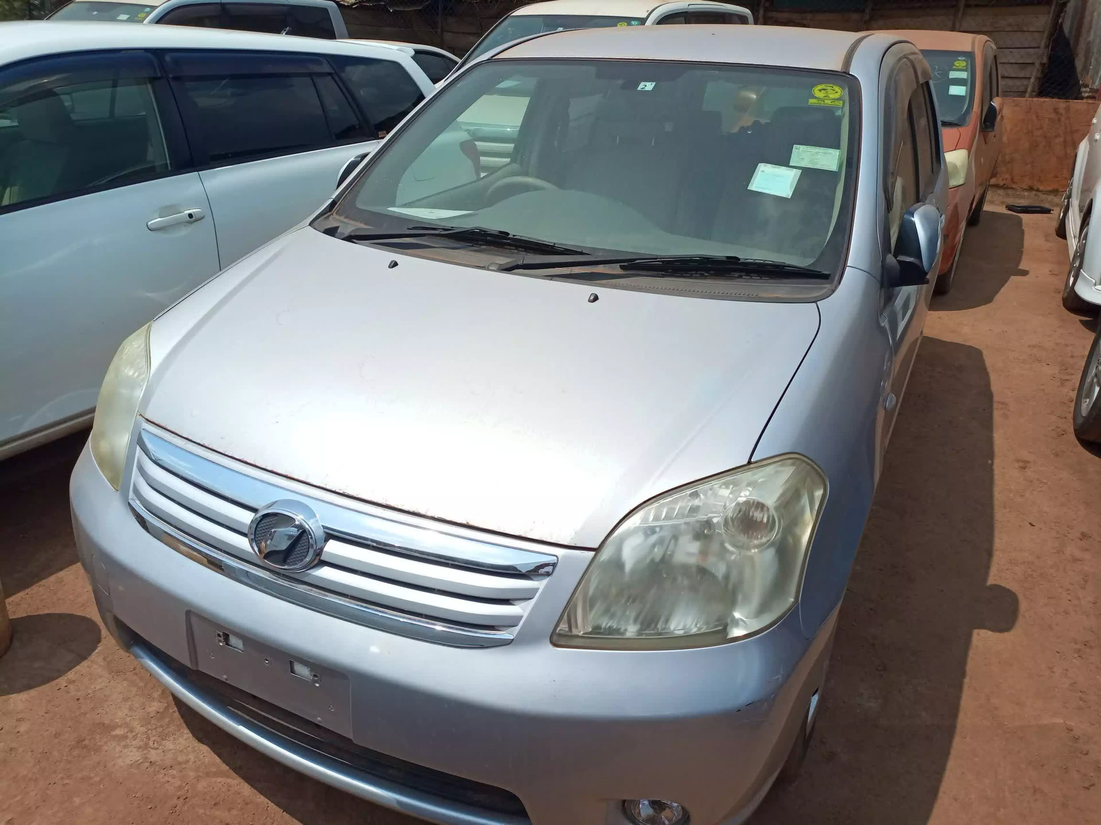 Toyota Raum  - 2008