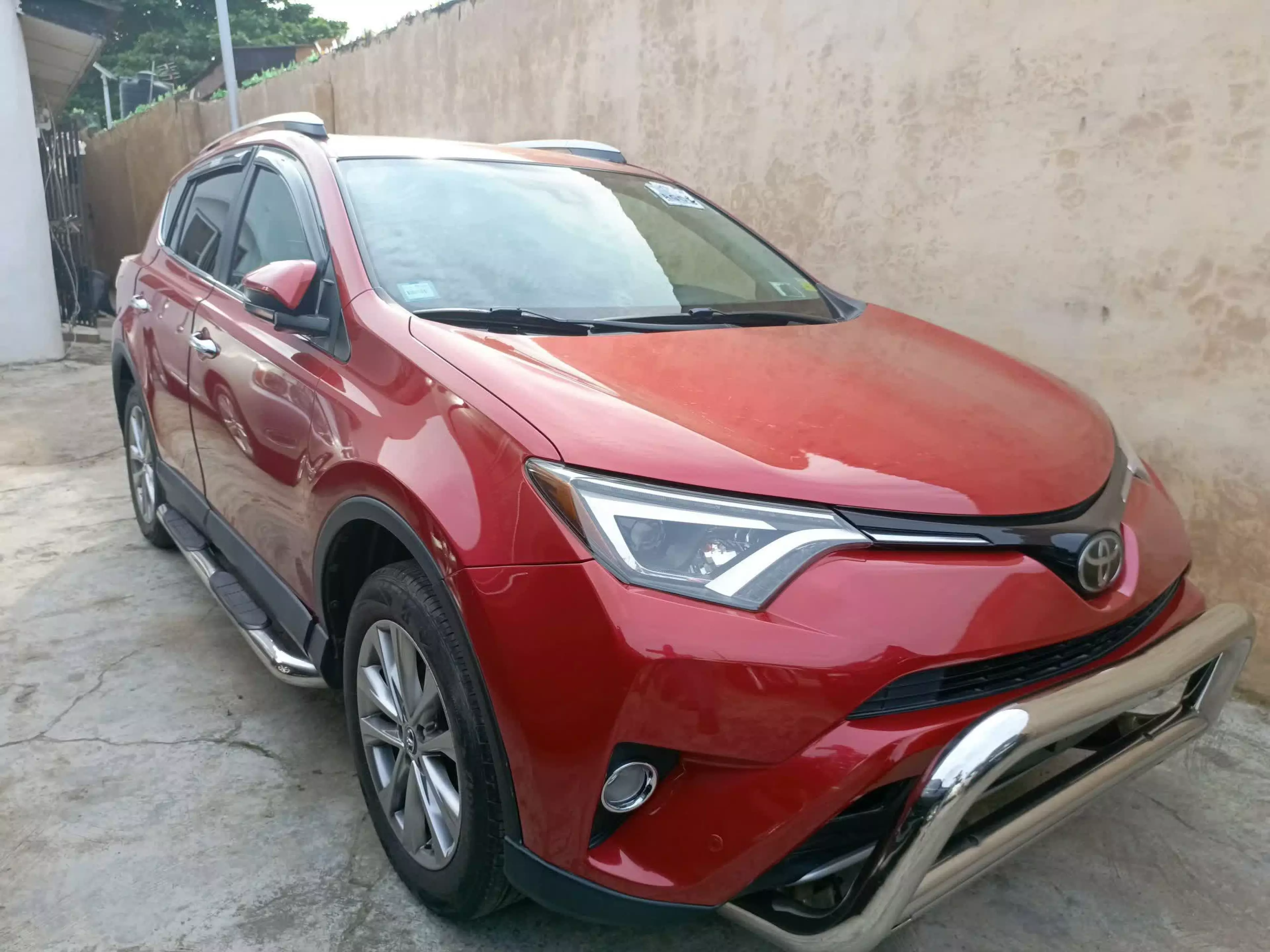 Toyota RAV 4 - 2016