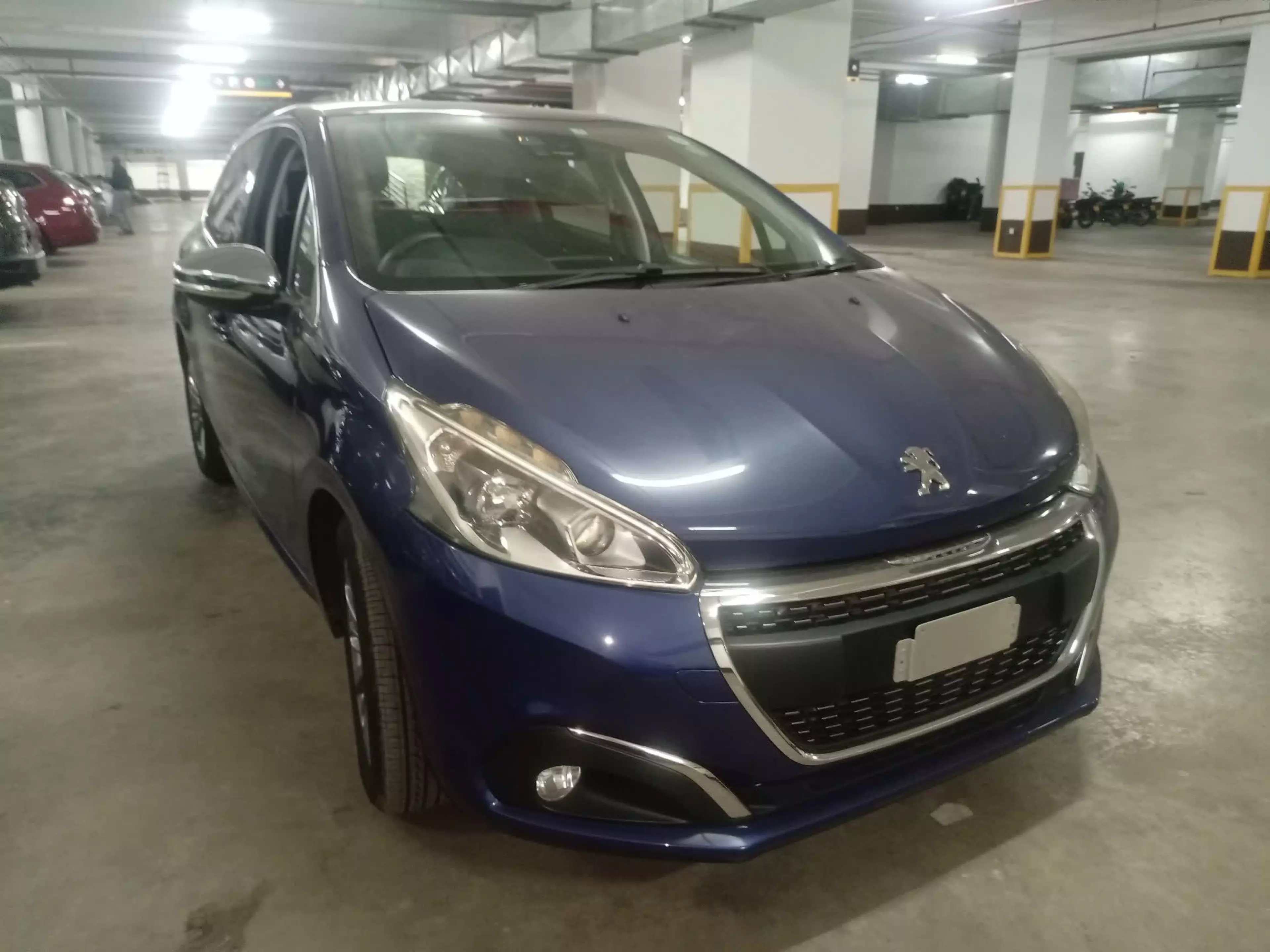 Peugeot 208 - 2017
